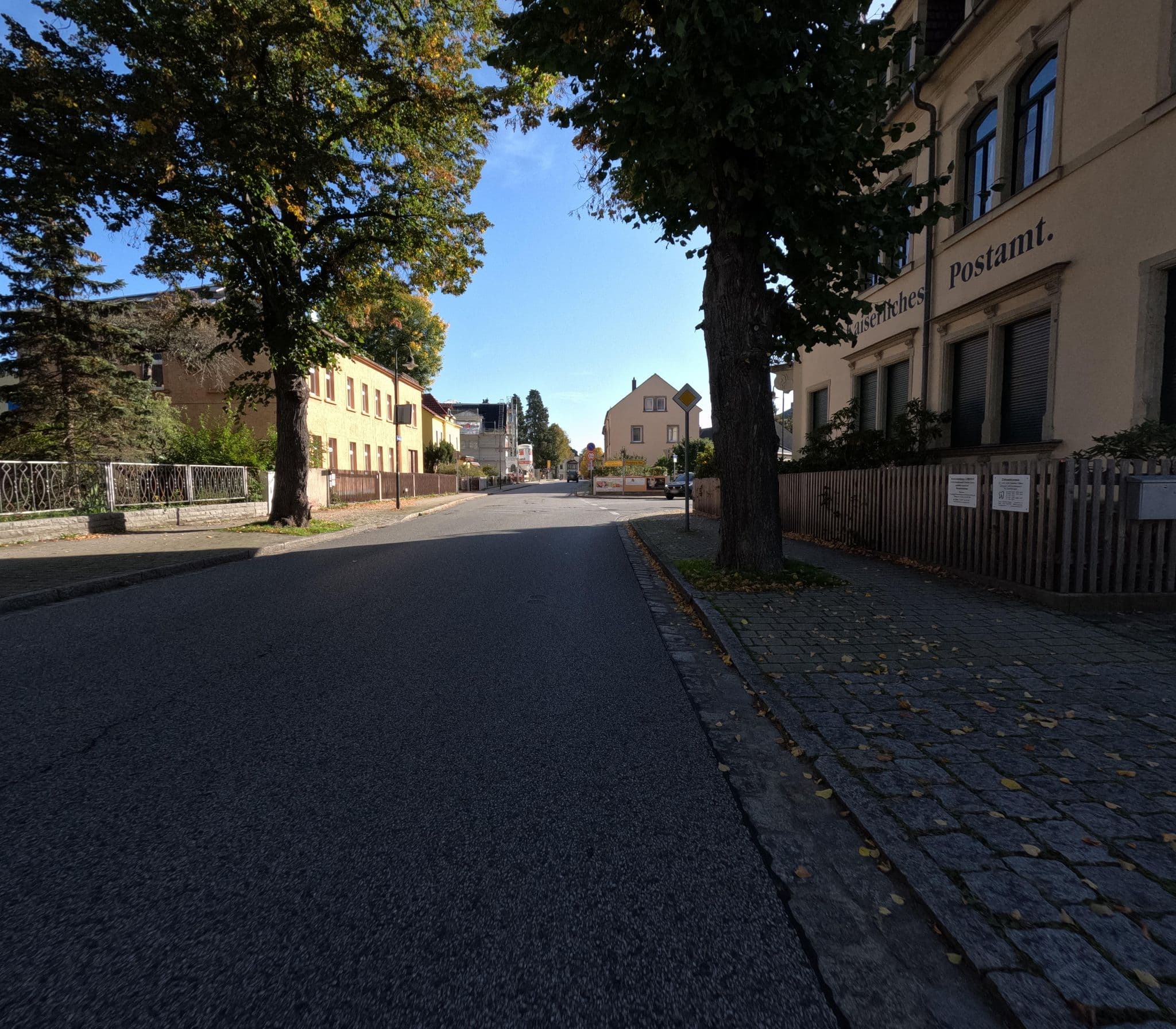 Street view near Rentenberatung Lindner, Klotzsche — © kopra (CC BY-SA · Mapillary)