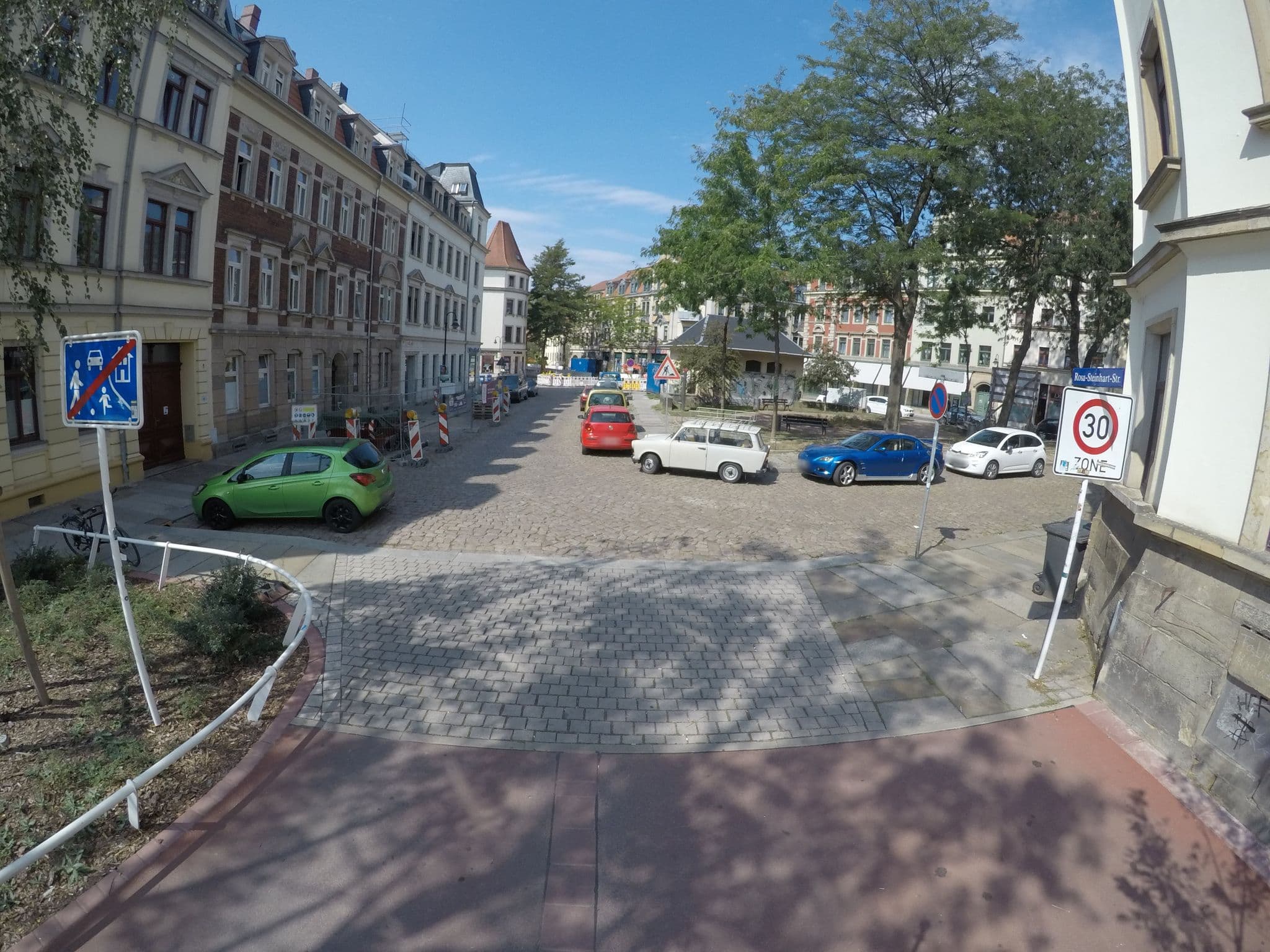 Street view near KOKO1, Mickten — © ogniretzlab (CC BY-SA · Mapillary)