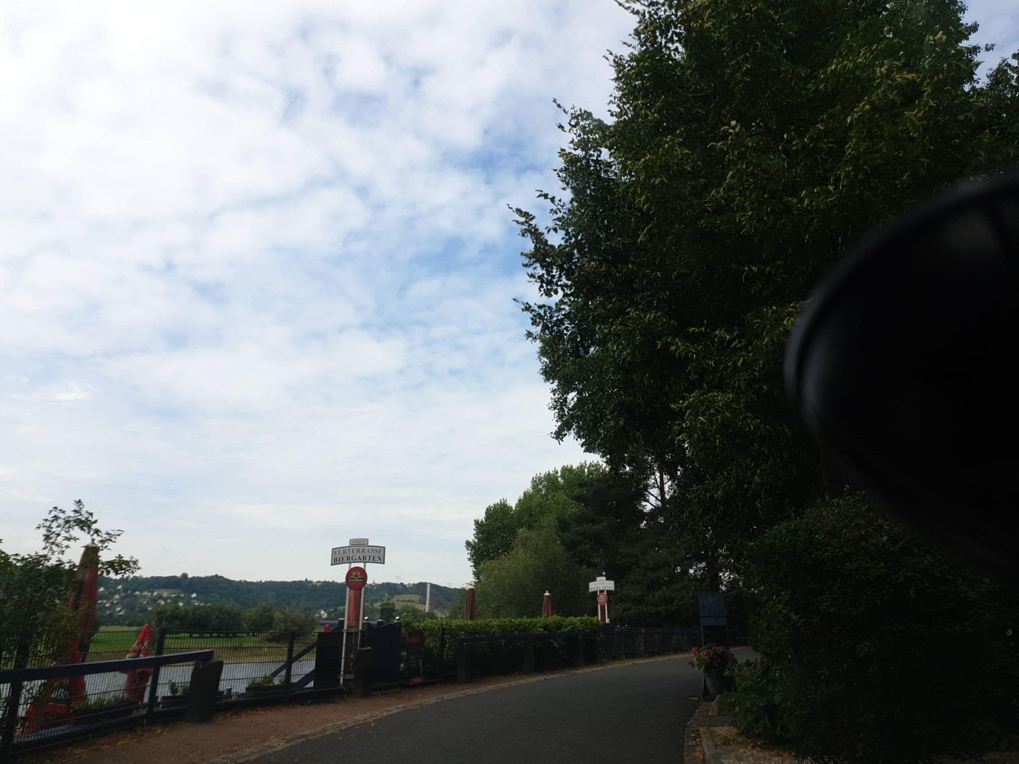 Street view near Dampfschiff Radebeul-Altkö, Radebeul — © canislupus (CC BY-SA · Mapillary)