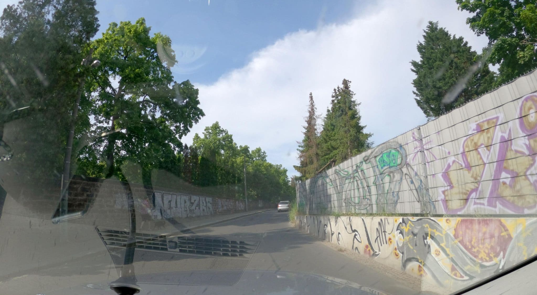 Street view near Pension "Am Birkenhain", Mickten — © atze02 (CC BY-SA · Mapillary)