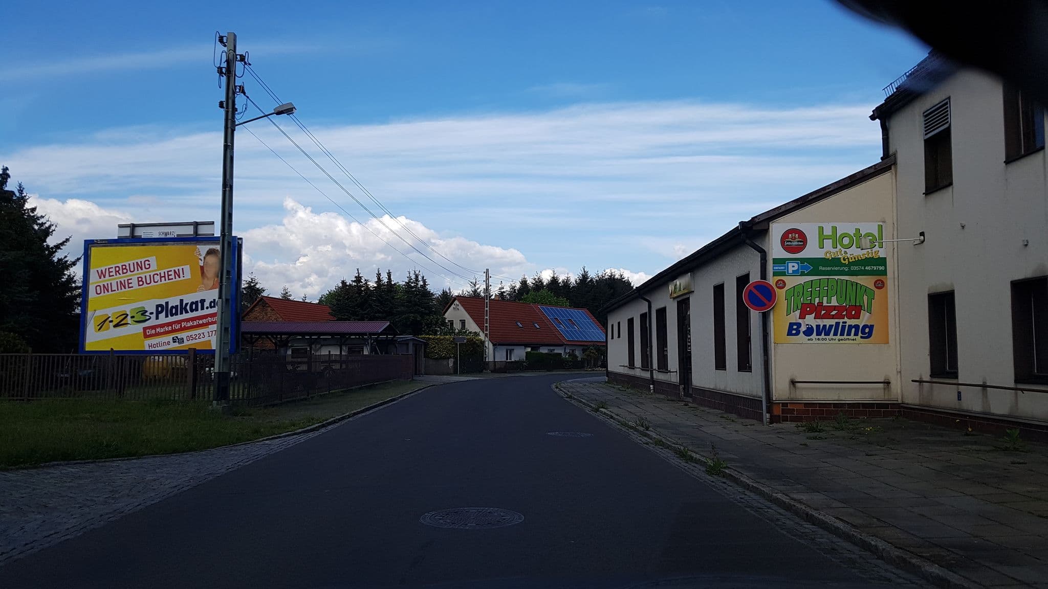 Street view near Gut und Günstig Hotel-und Gastro Betriebs GmbH, Lauchhammer — © dsmm (CC BY-SA · Mapillary)