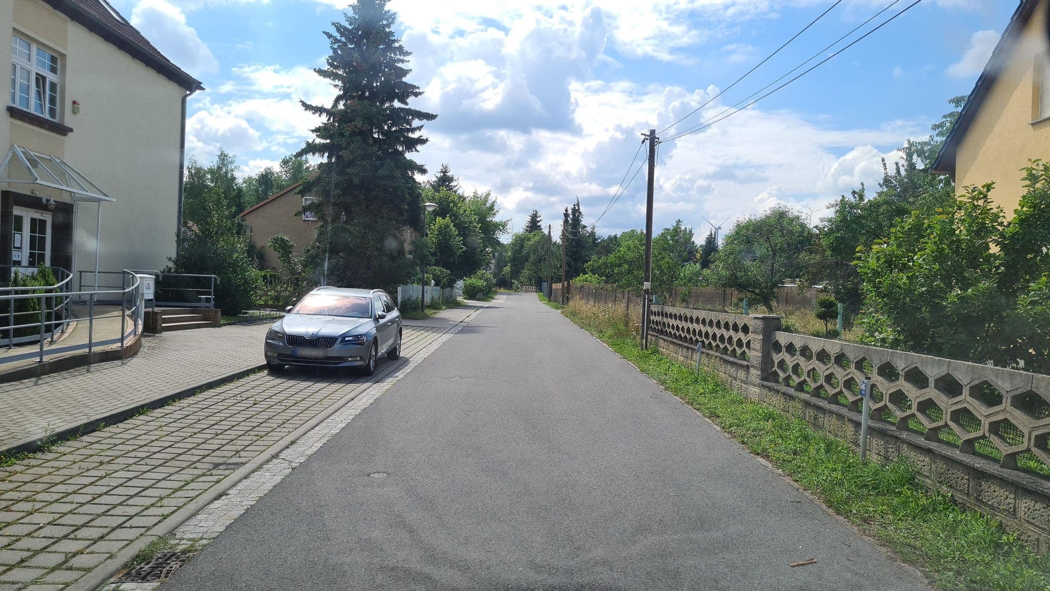 Street view near Blomberg Karola Zimmervermietung, Schipkau — © dsmm (CC BY-SA · Mapillary)