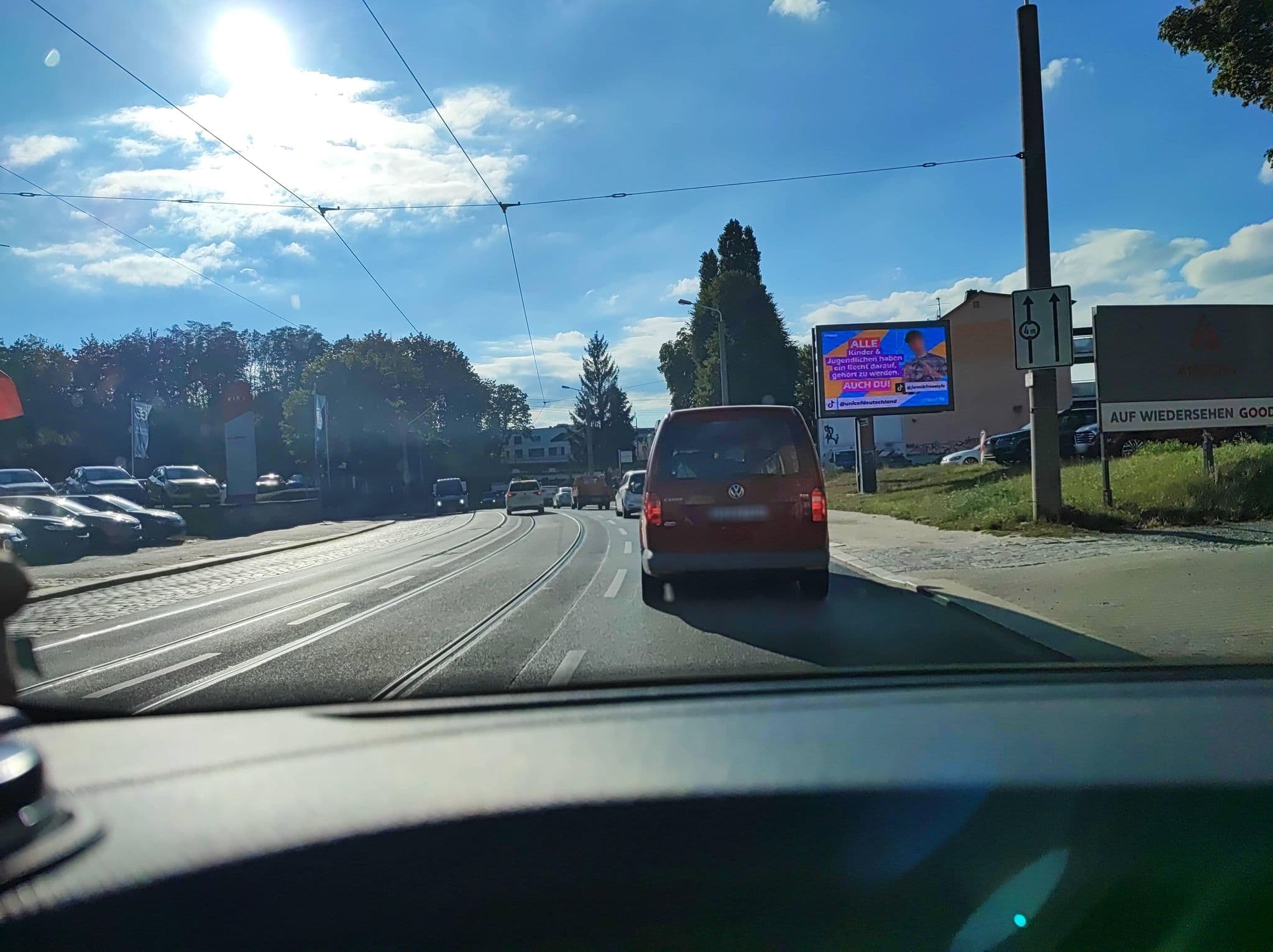 Street view near Mercure Hotel Elbpromenade, Friedrichstadt — © DietAugustin (CC BY-SA · Mapillary)