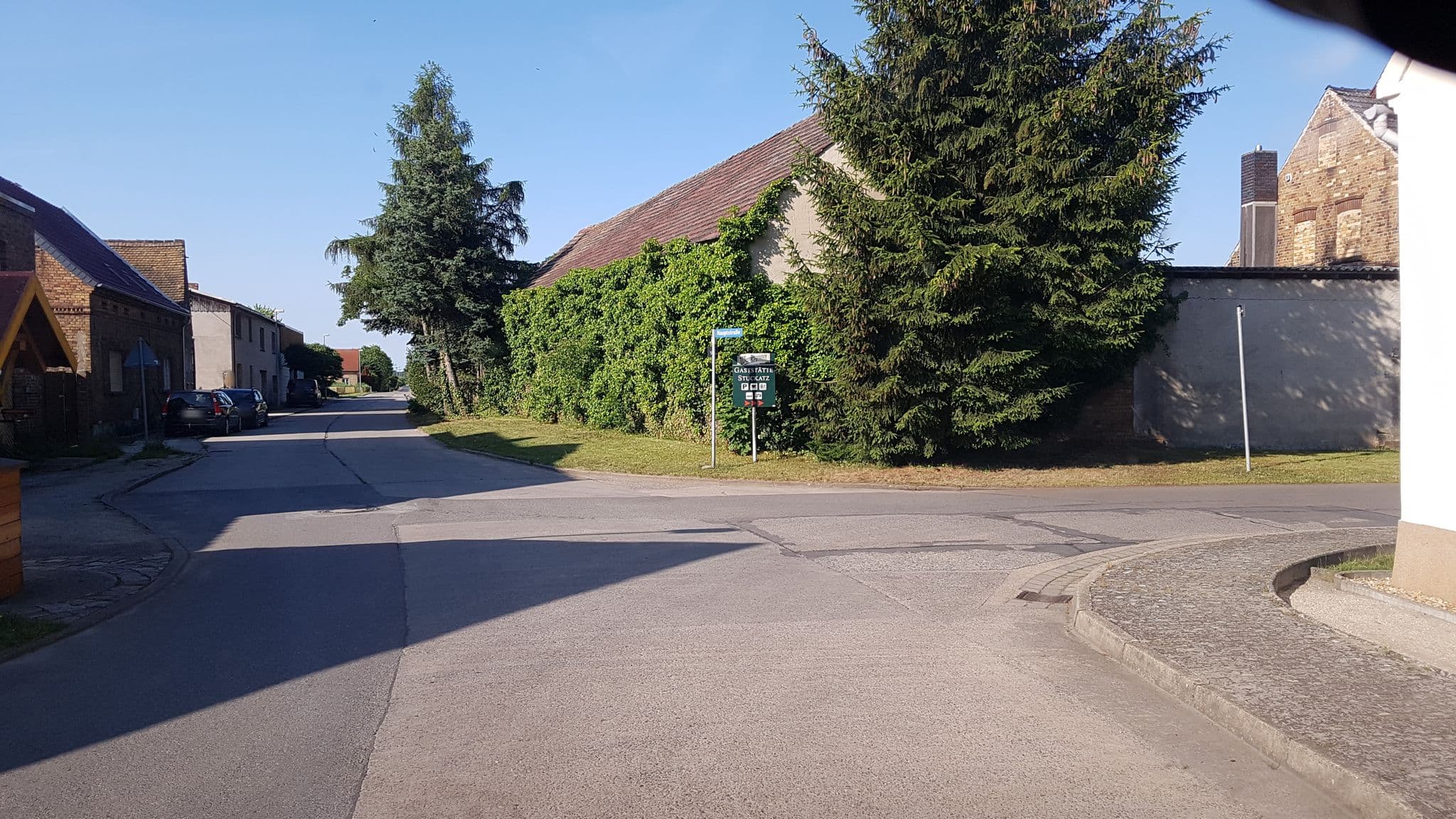 Street view near GÄSTEHAUS am Lausitzring, Herr Thomas Wilde, Sallgast — © dsmm (CC BY-SA · Mapillary)