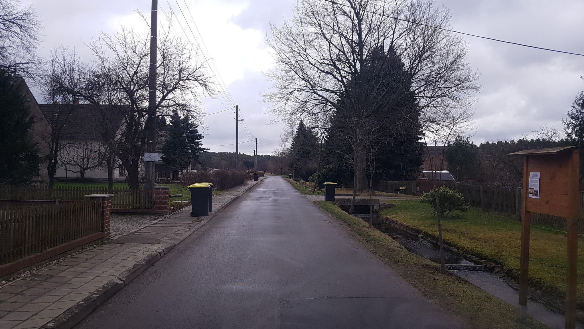 Street view near Regina Guhl, Ortrand — © dsmm (CC BY-SA · Mapillary)
