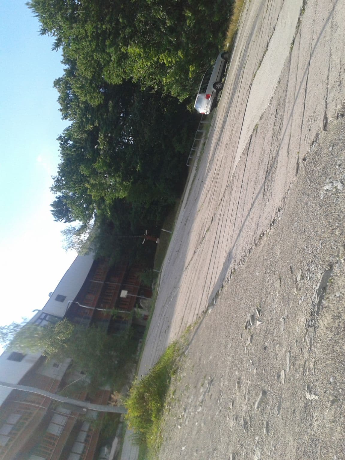 Street view near Concorde Flug- und Hotelbetriebs GmbH, Klotzsche — © kolossos (CC BY-SA · Mapillary)