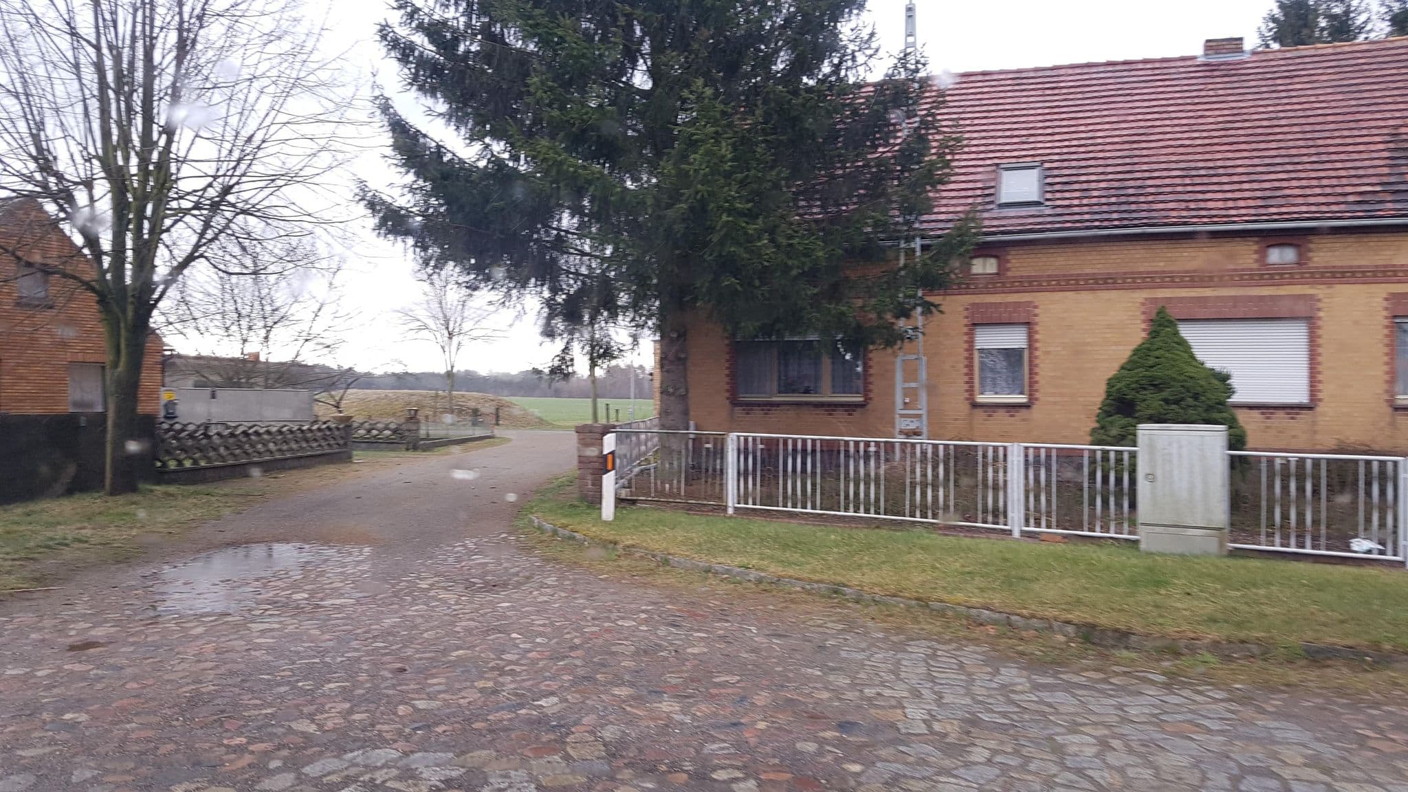 Street view near Pension Sallmann, Altdöbern — © dsmm (CC BY-SA · Mapillary)