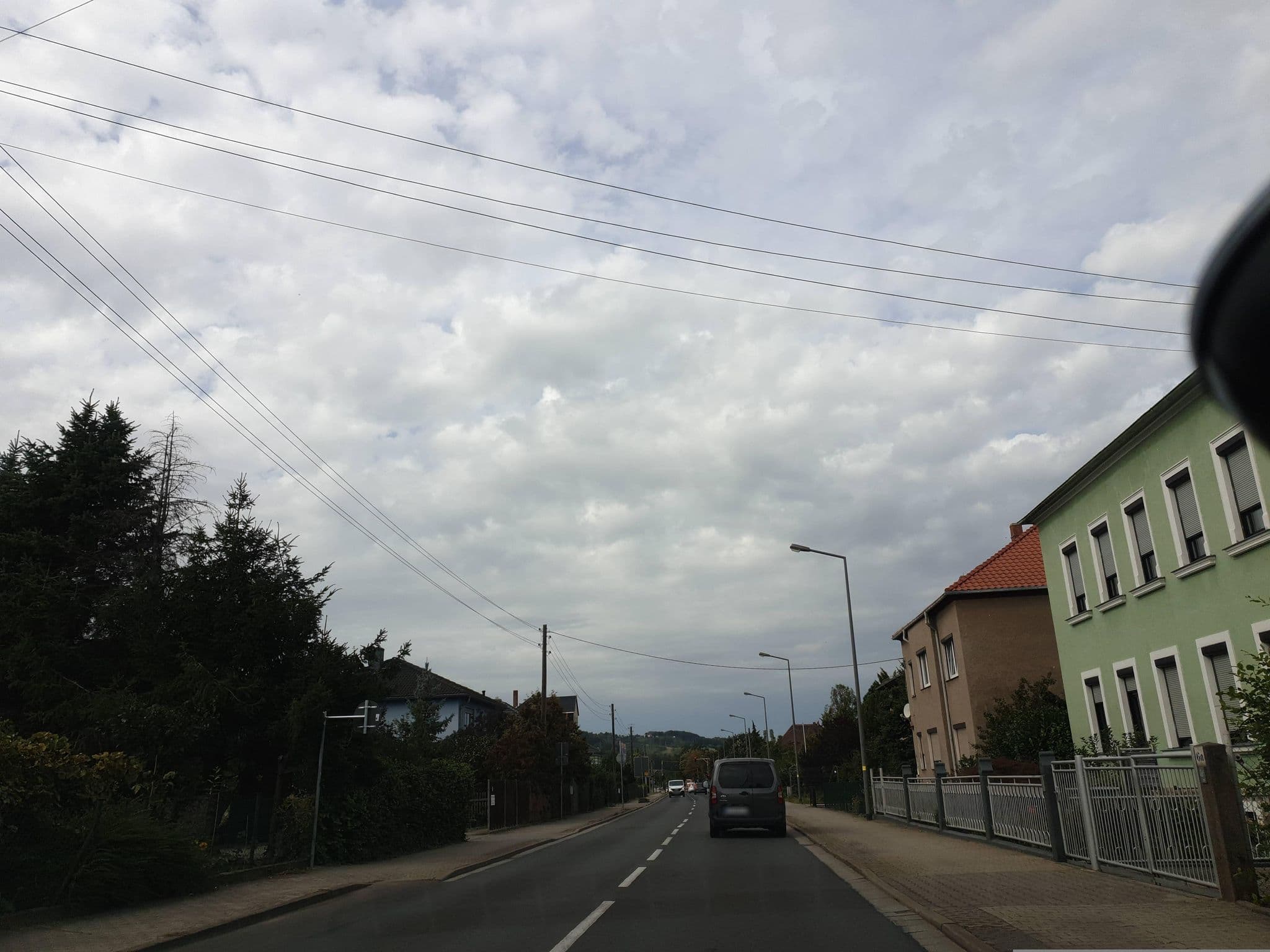 Street view near Zur alten Schmiede, Radebeul — © canislupus (CC BY-SA · Mapillary)