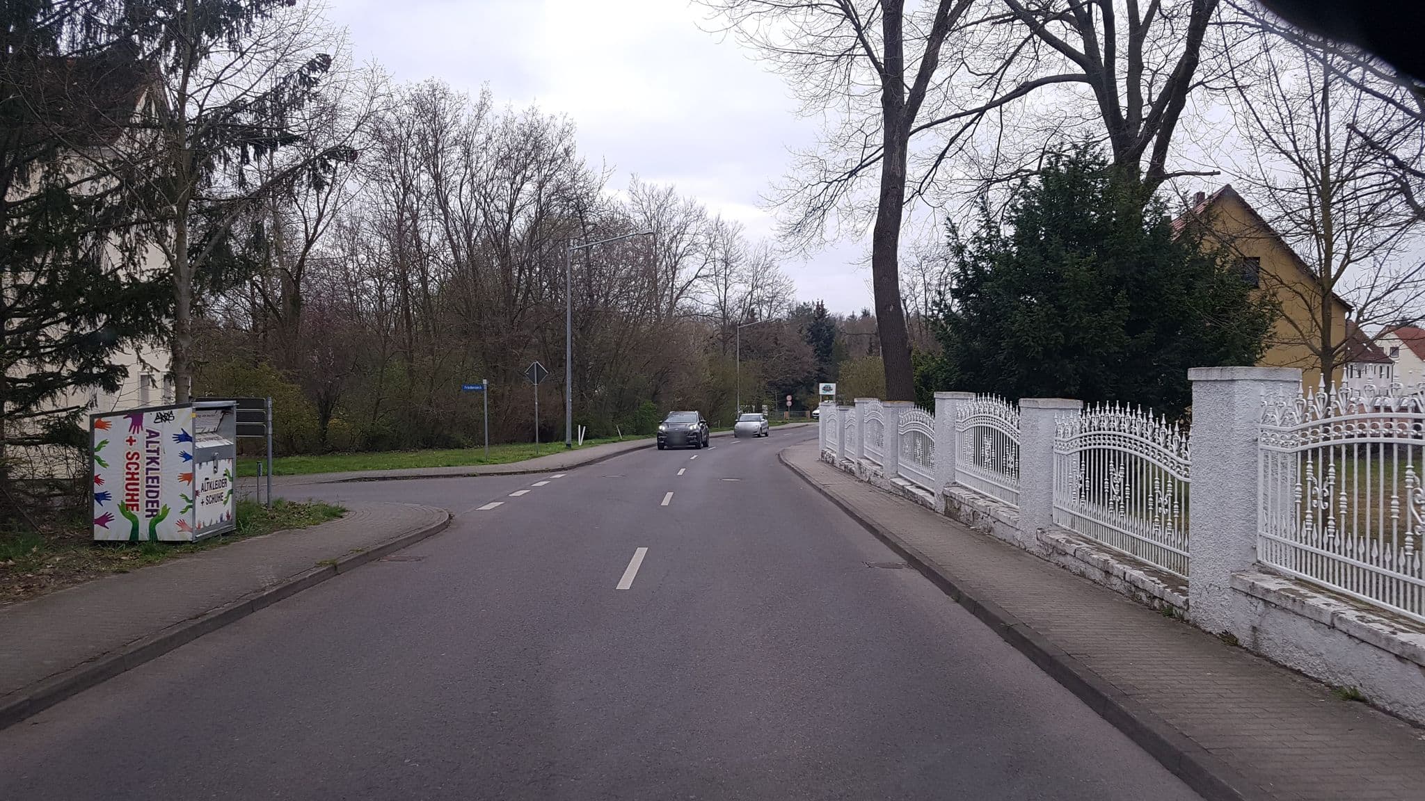 Street view near Gästehaus Villa K, Lauchhammer — © dsmm (CC BY-SA · Mapillary)