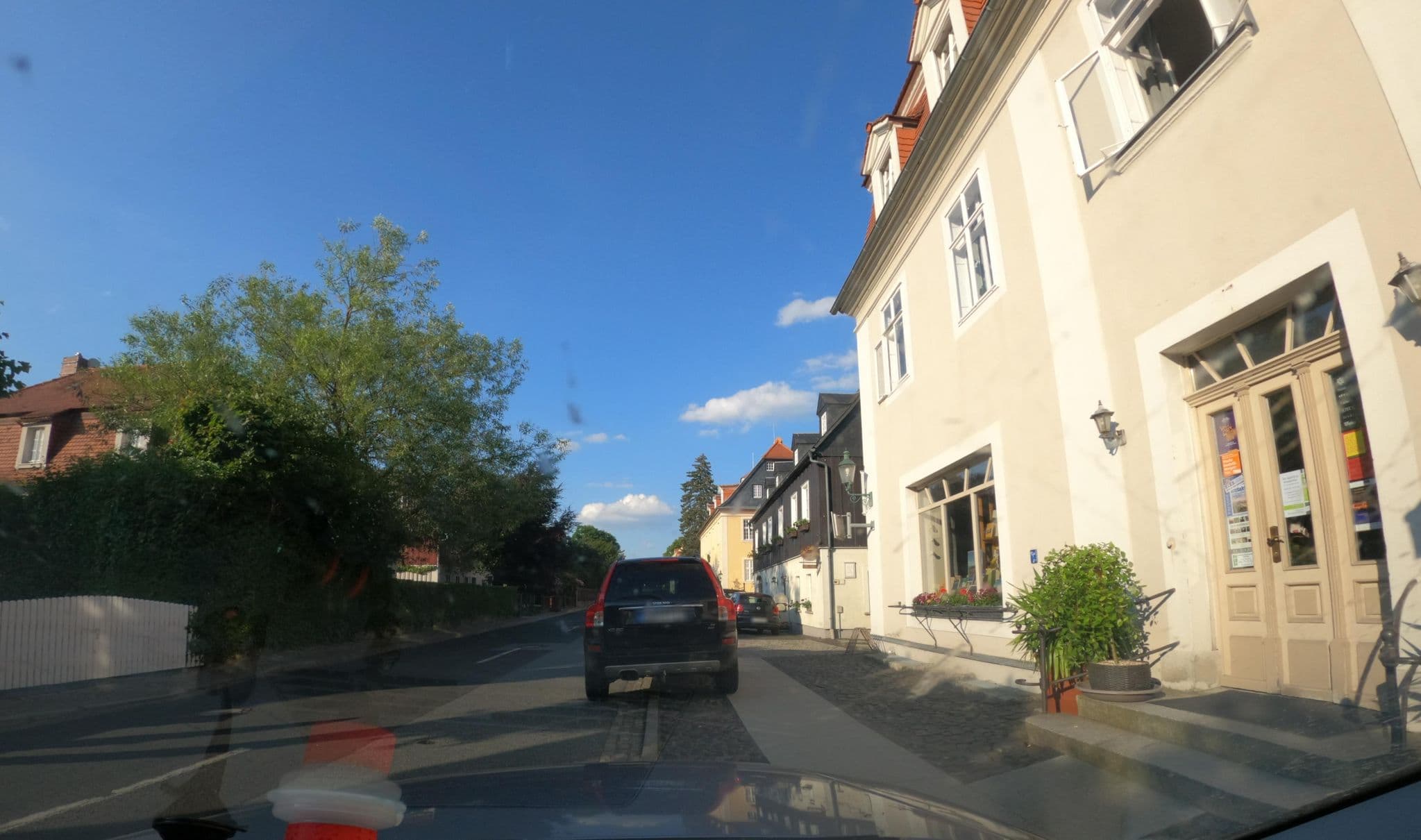 Street view near Clemens Karin, Eberhard Pension, Herrnhut — © atze02 (CC BY-SA · Mapillary)
