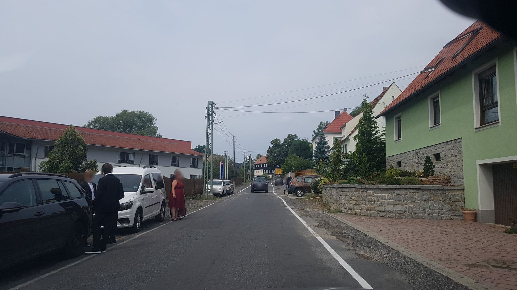 Street view near Ferienwohnung "An der St. Ludmila" zwischen Kamenz und Bautzen, Crostwitz — © dsmm (CC BY-SA · Mapillary)