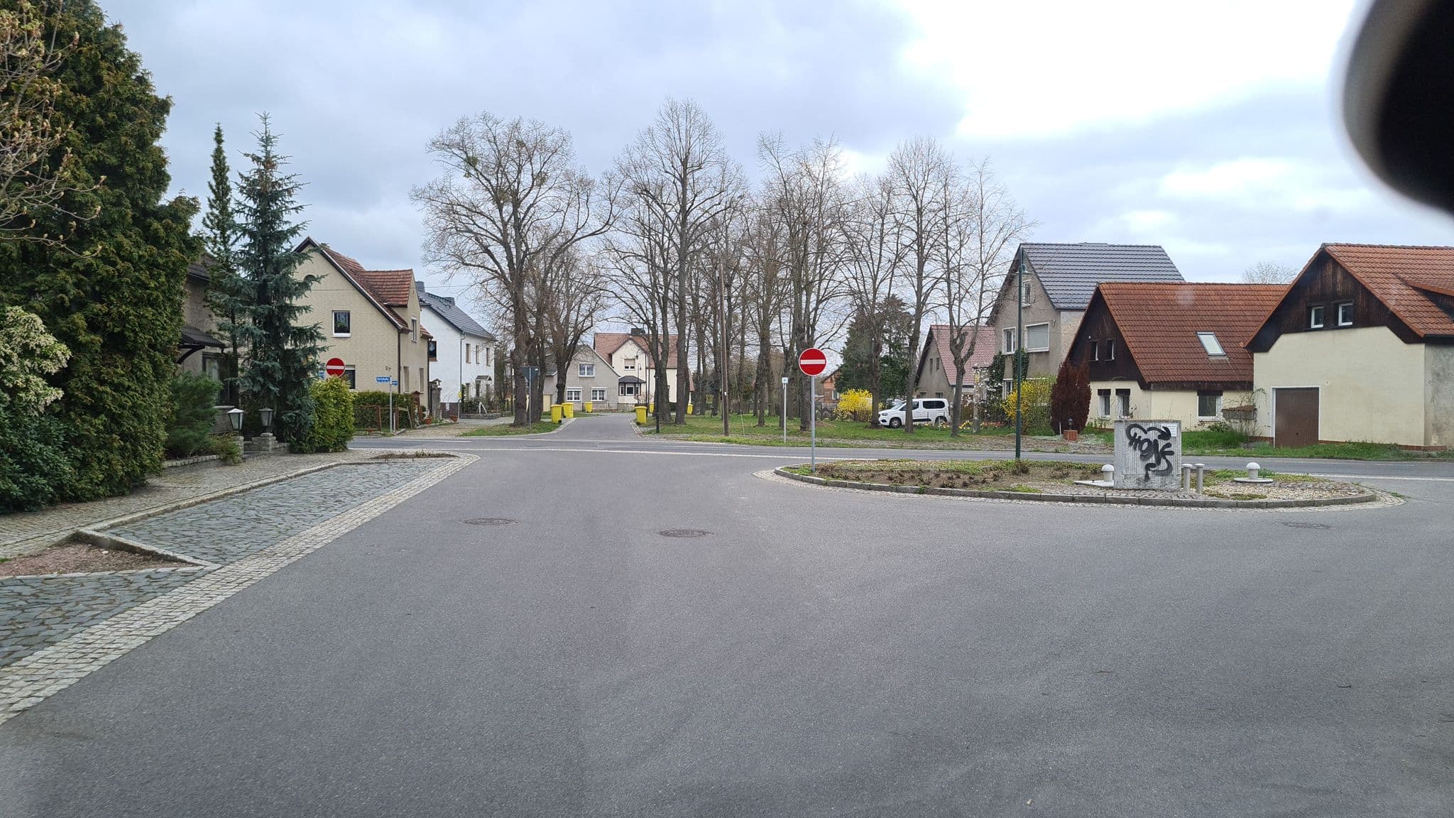 Street view near Ferienhof Sarodnick, Hohenbocka — © dsmm (CC BY-SA · Mapillary)
