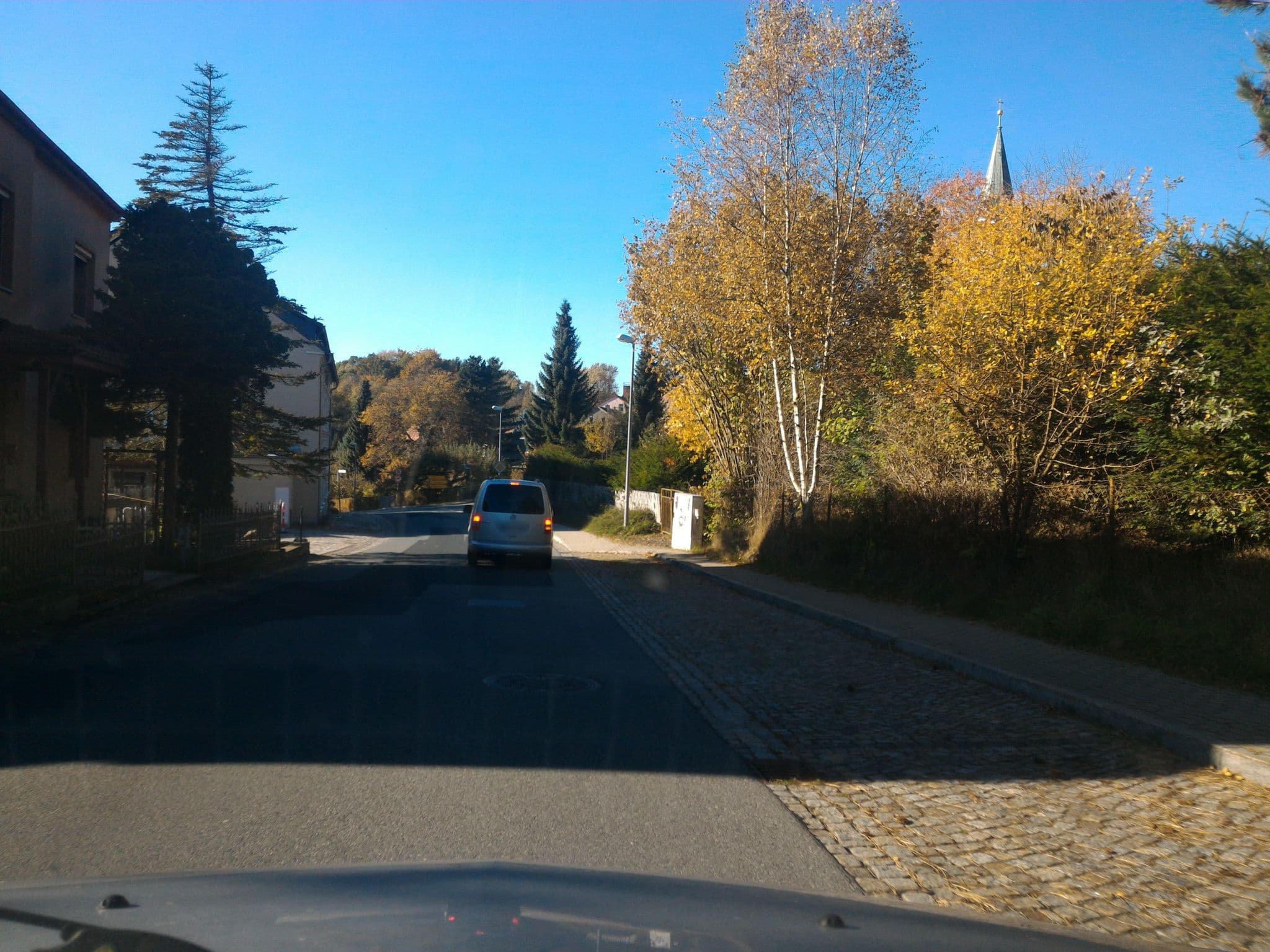 Street view near Gesundheitshotel "Am Kälberstein" Crostau, Crostau — © fell3 (CC BY-SA · Mapillary)