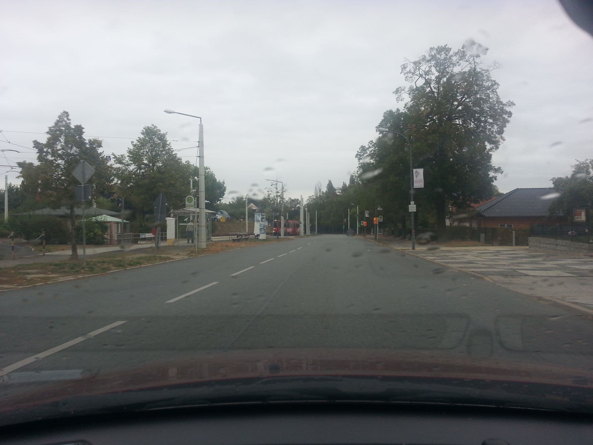 Street view near Burghof Görlitz Dr. med. Ralph Tinzmann, Markersdorf — © dasza (CC BY-SA · Mapillary)