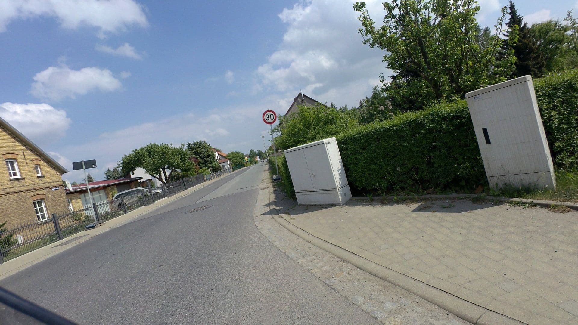 Street view near Ferienpark Stausee Quitzdorf GmbH, Niesky — © moenk (CC BY-SA · Mapillary)