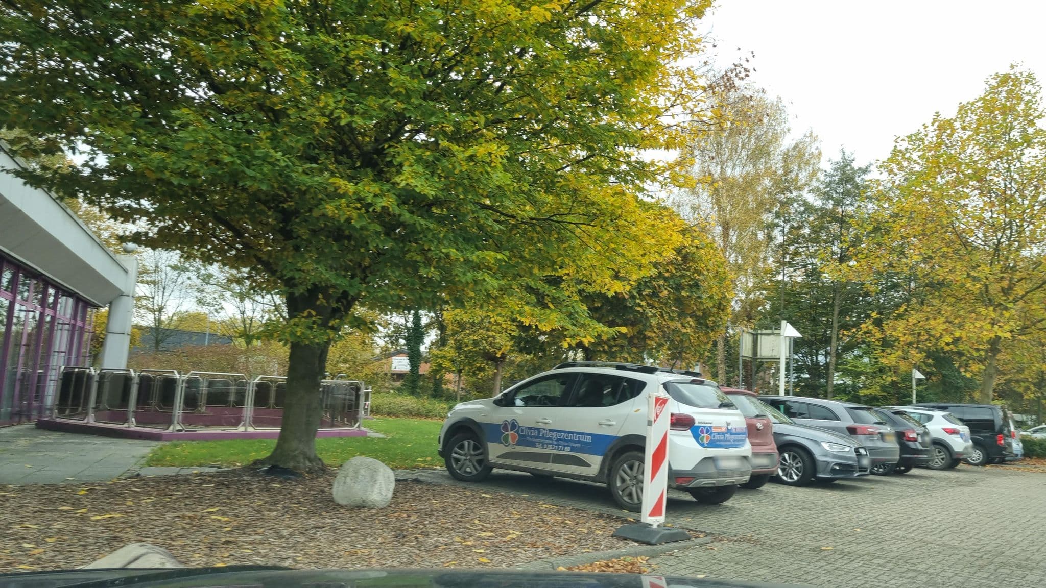 Street view near The Rilano Hotel Cleve, Kleve — © helfrich (CC BY-SA · Mapillary)