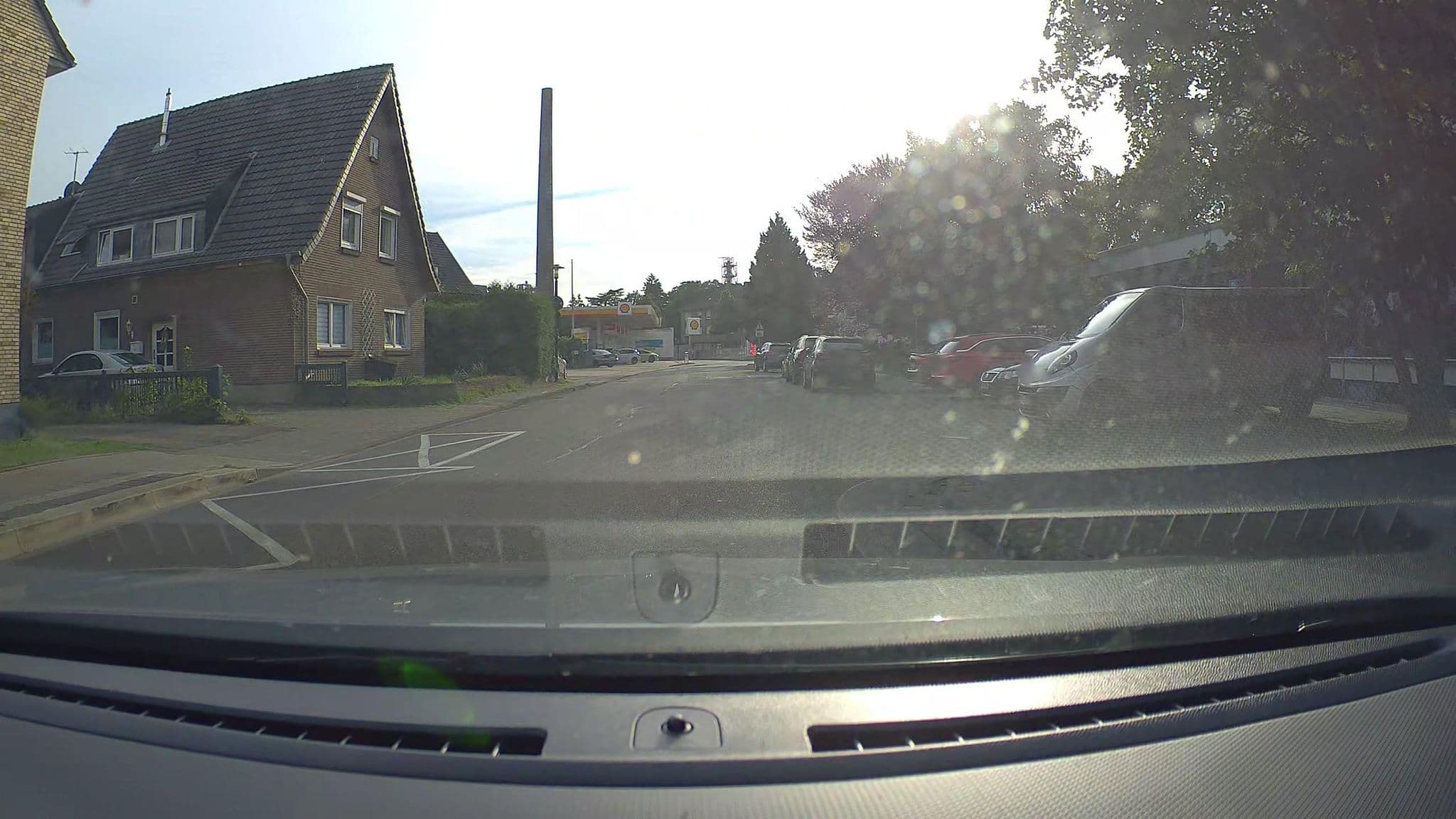 Street view near Ferienwohnung Grolscher Weg, Emmerich — © poxonline (CC BY-SA · Mapillary)