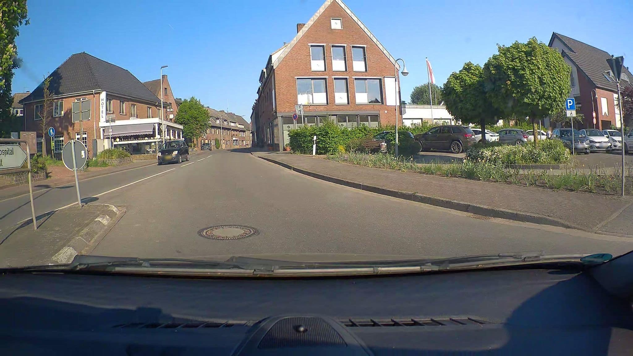 Street view near Legeland, Isselburg — © poxonline (CC BY-SA · Mapillary)