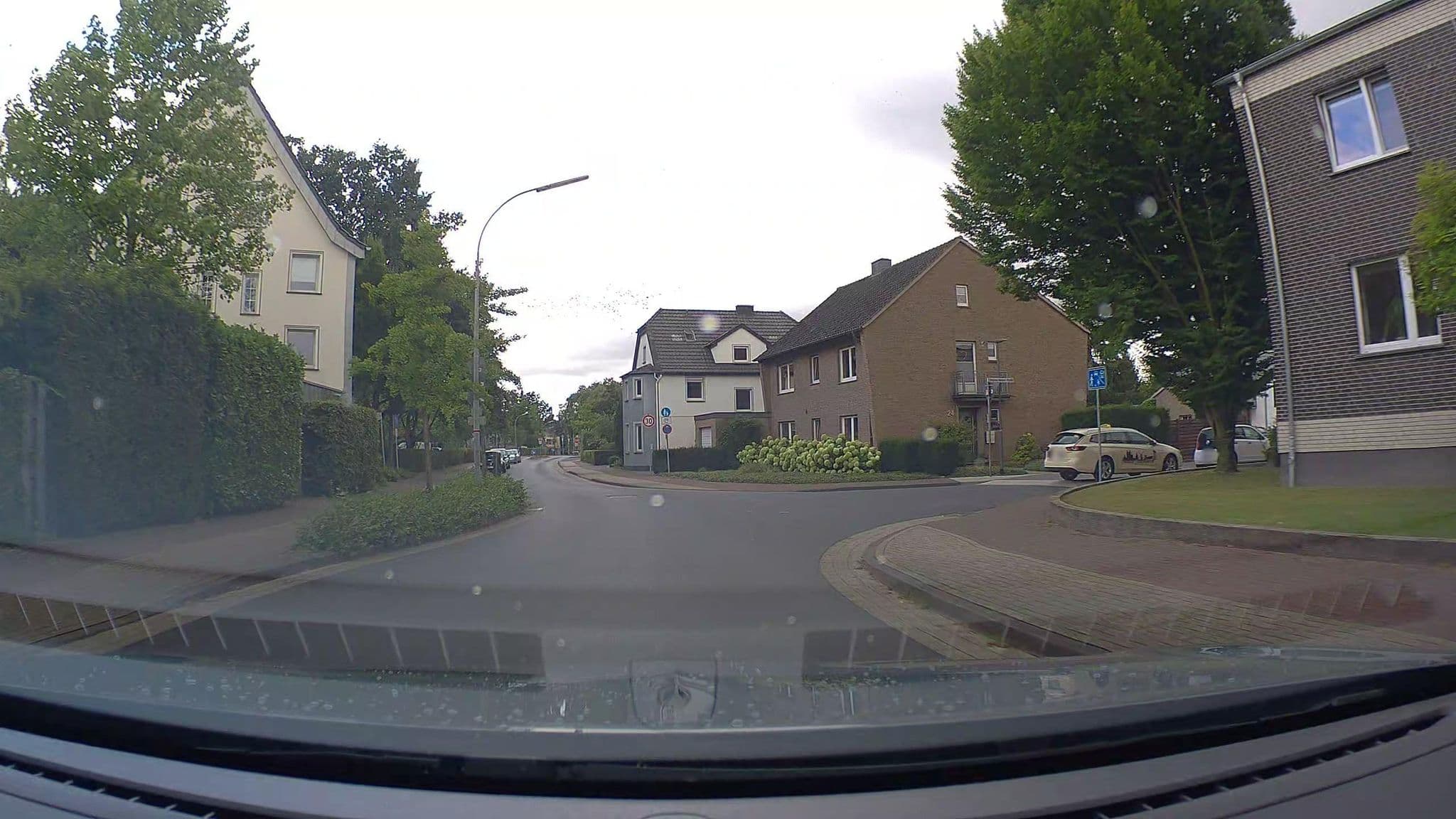 Street view near Ferienwohnung Eulenturm, Xanten — © poxonline (CC BY-SA · Mapillary)