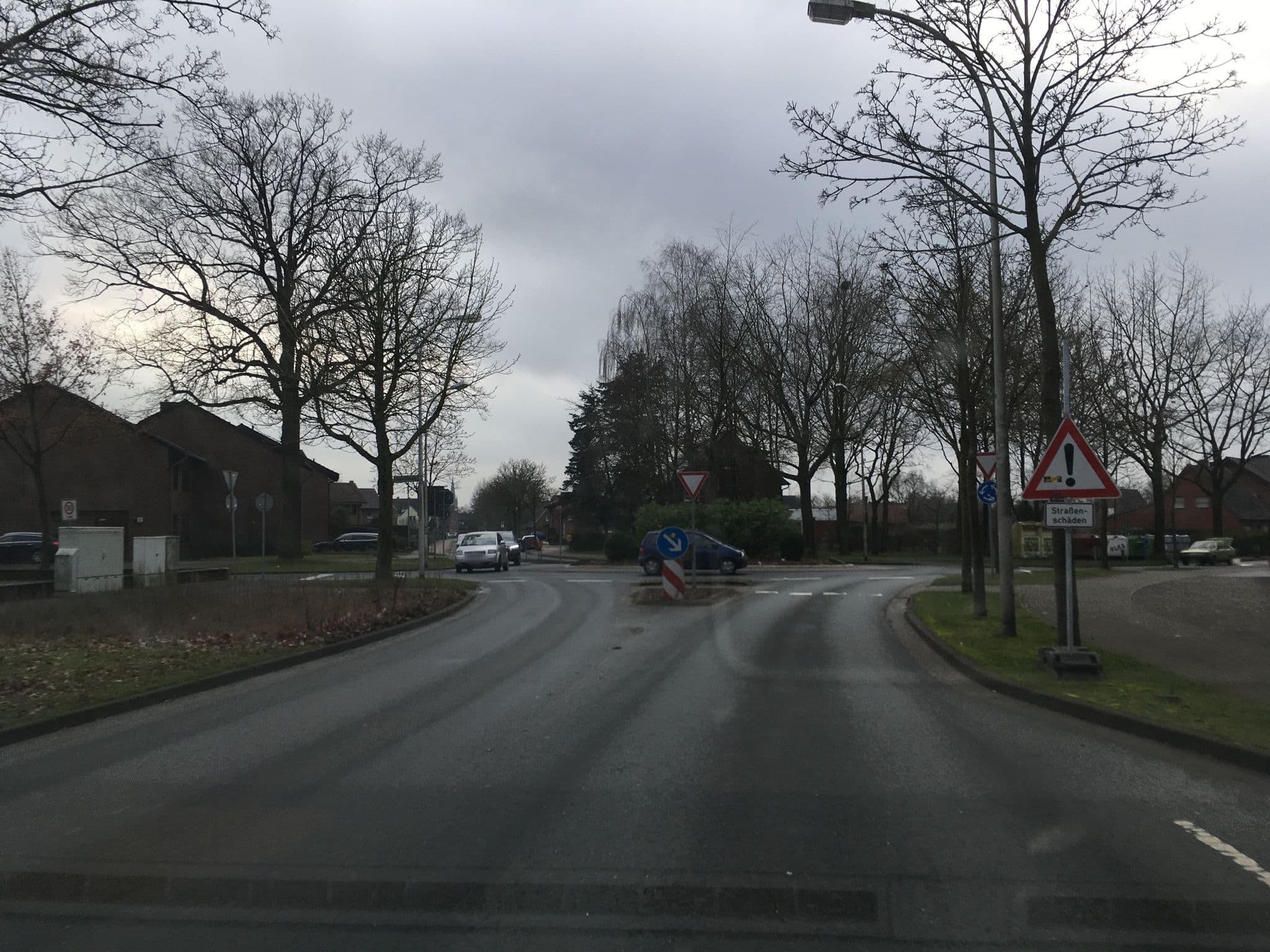Street view near Hotel Bügener, Gronau — © gdm (CC BY-SA · Mapillary)