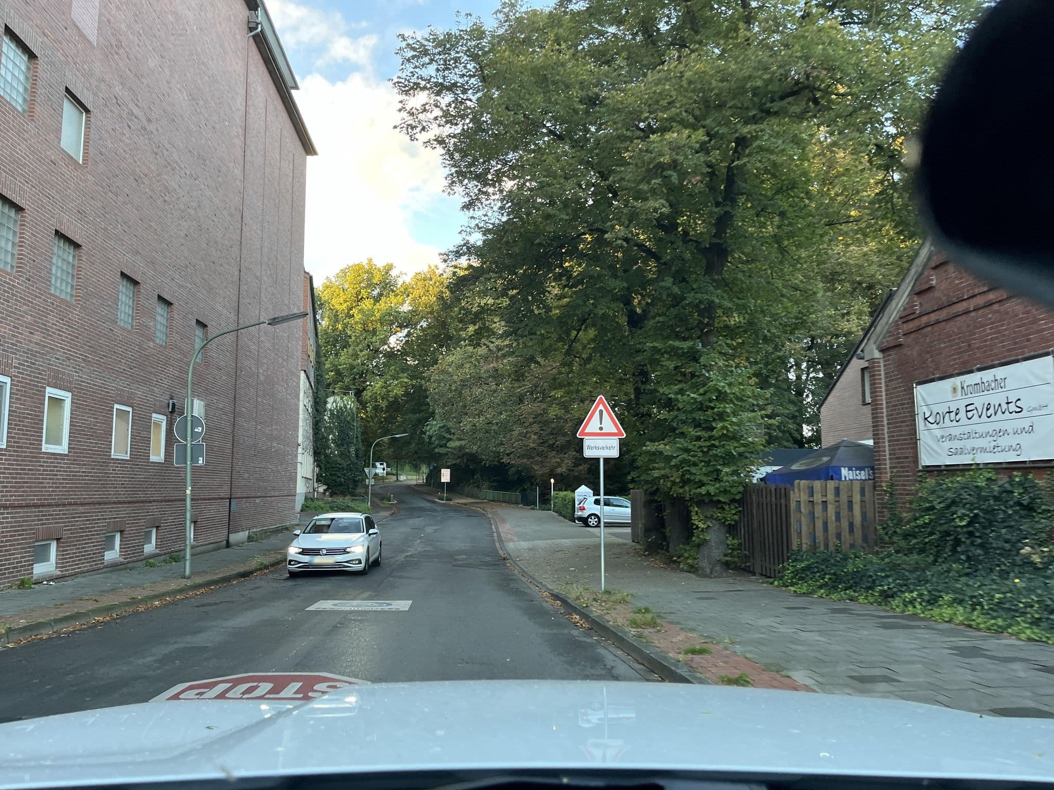 Street view near Muhlenhof Hotel, Rheine — © peterossege (CC BY-SA · Mapillary)