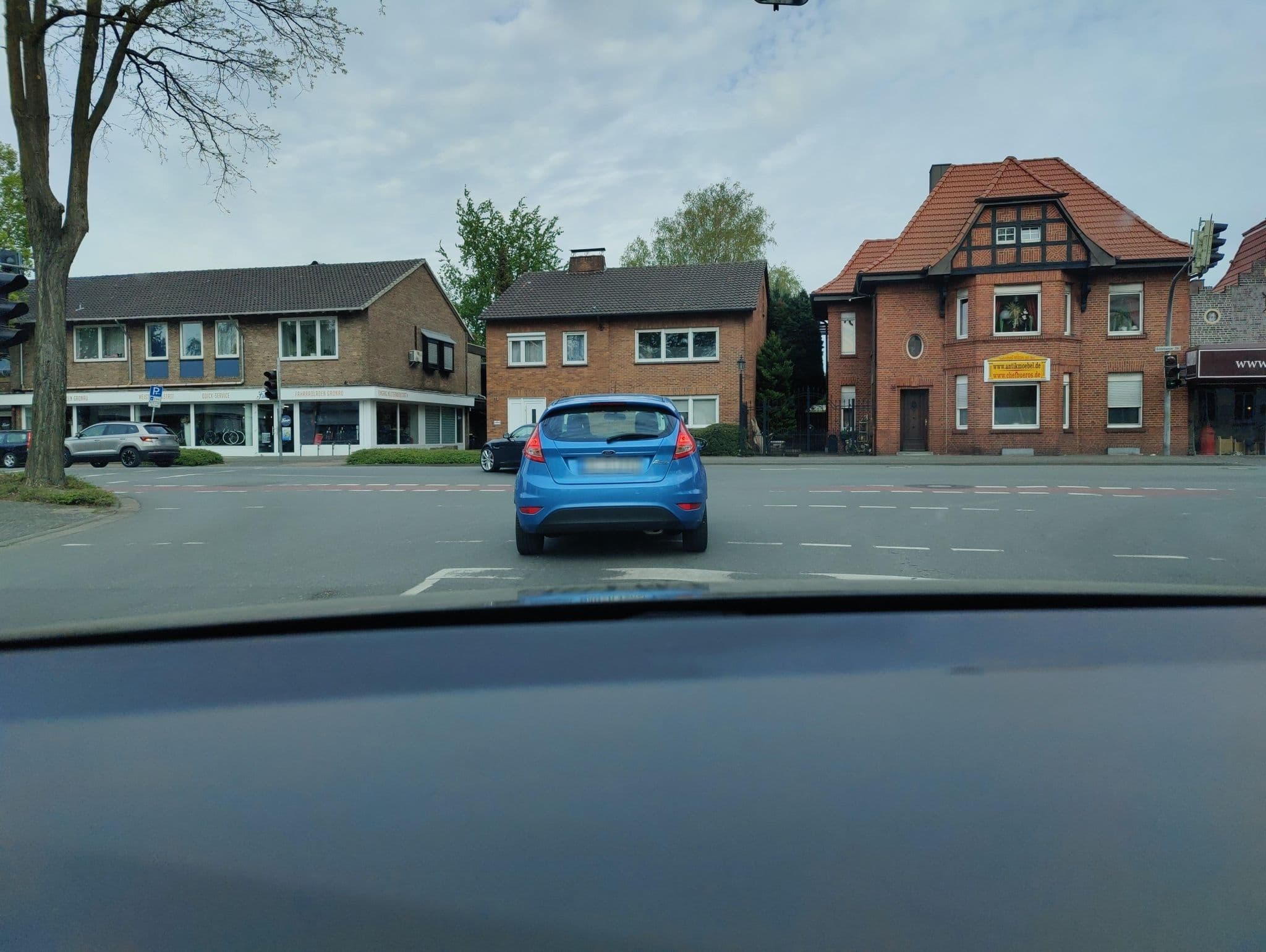Street view near Christa Frieling, Gronau — © brunsben (CC BY-SA · Mapillary)