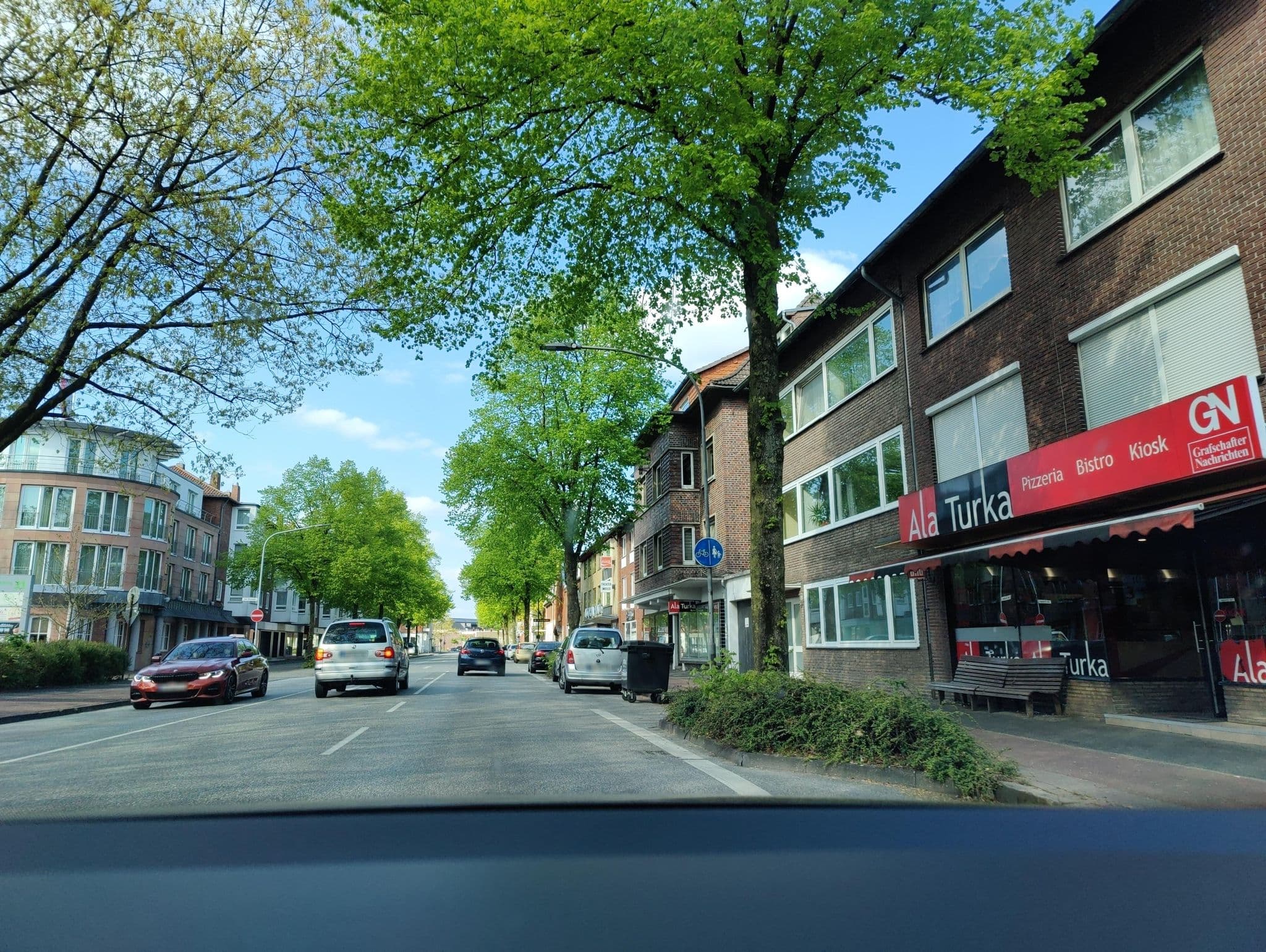 Street view near Hotel Am Vechtesee GmbH & CoKG, Nordhorn — © brunsben (CC BY-SA · Mapillary)