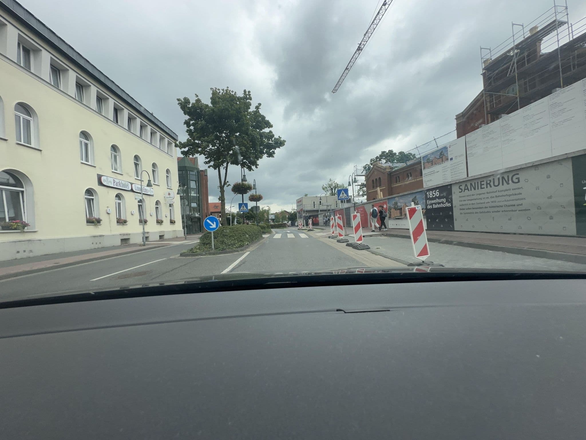 Street view near Parkhotel Hackmann GmbH & Co, Lingen — © brunsben (CC BY-SA · Mapillary)
