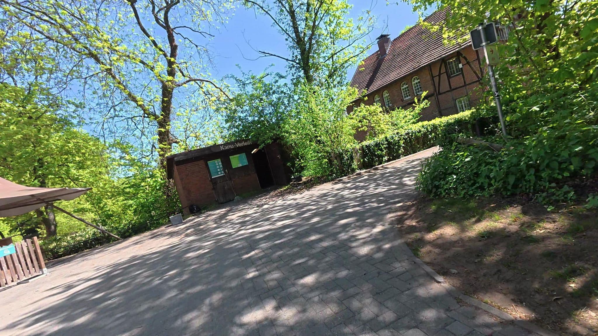 Street view near Pleistermühle, Münster — © Morina (CC BY-SA · Mapillary)