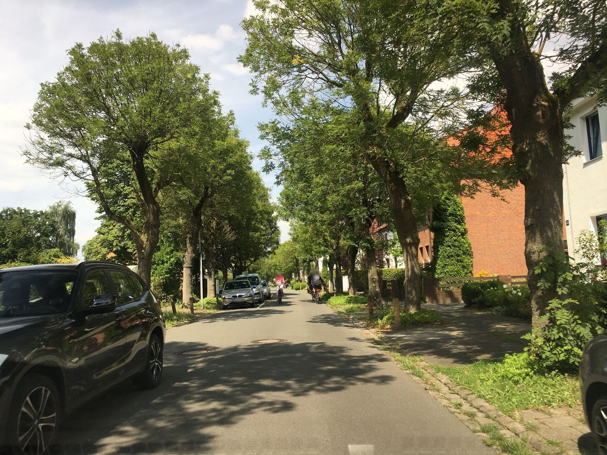Street view near Hotel Dialog, Münster — © descilla (CC BY-SA · Mapillary)