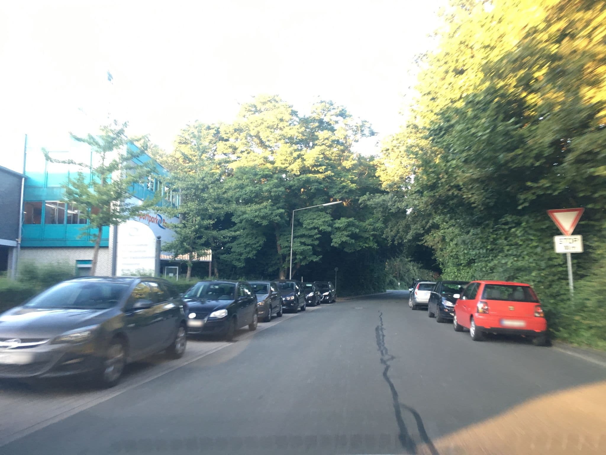 Street view near Park-lodge Am Rohrbusch, Roxel — © descilla (CC BY-SA · Mapillary)