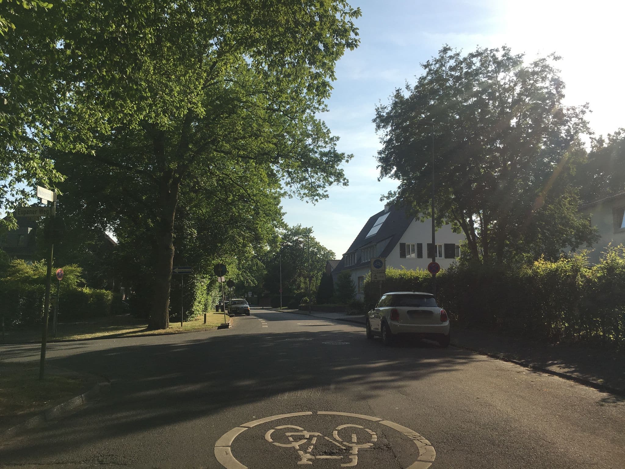 Street view near Pauluskolleg, Münster — © descilla (CC BY-SA · Mapillary)