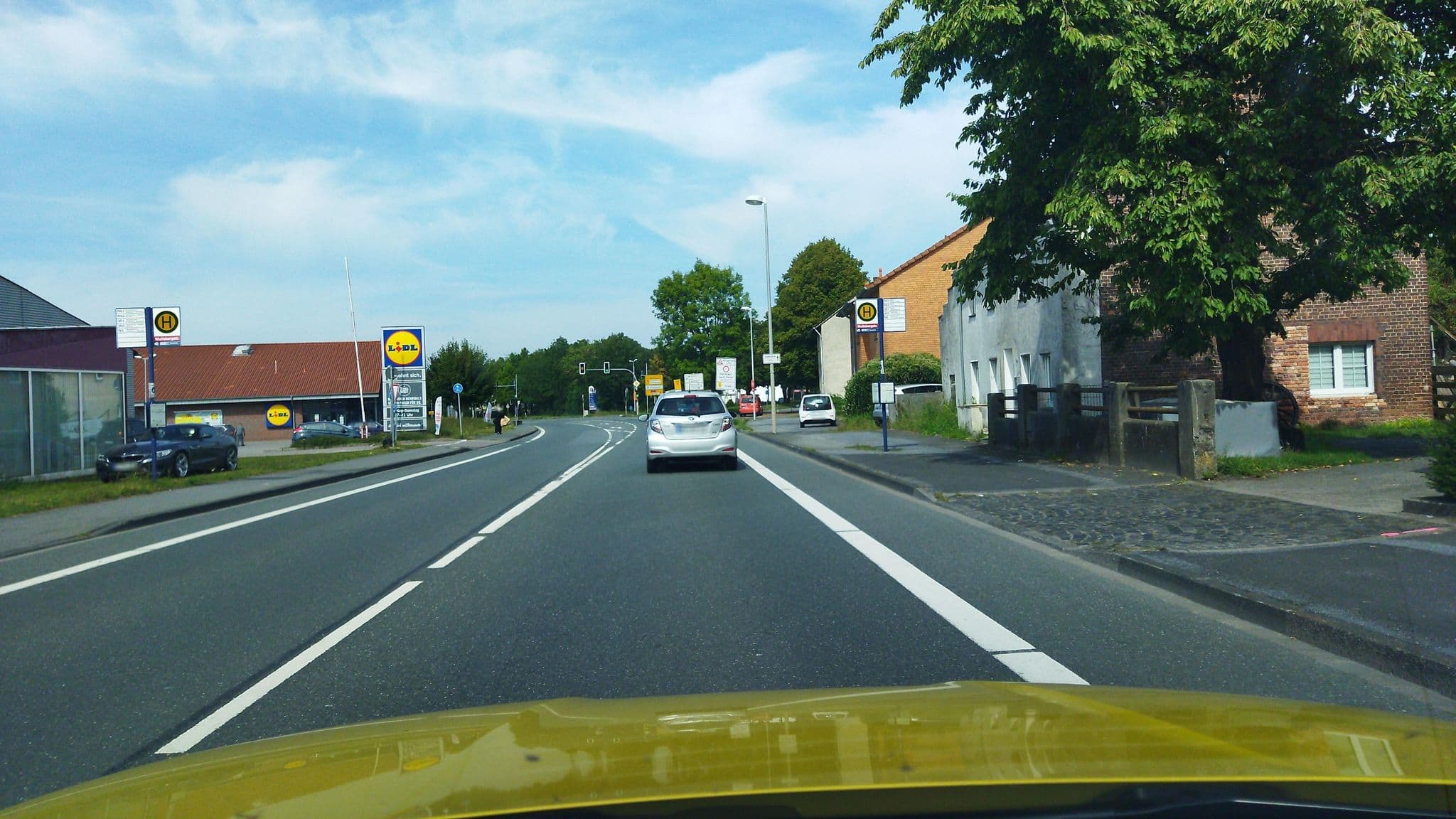 Street view near Miet mich Zimmervermietung, Ennigerloh — © changchun1 (CC BY-SA · Mapillary)