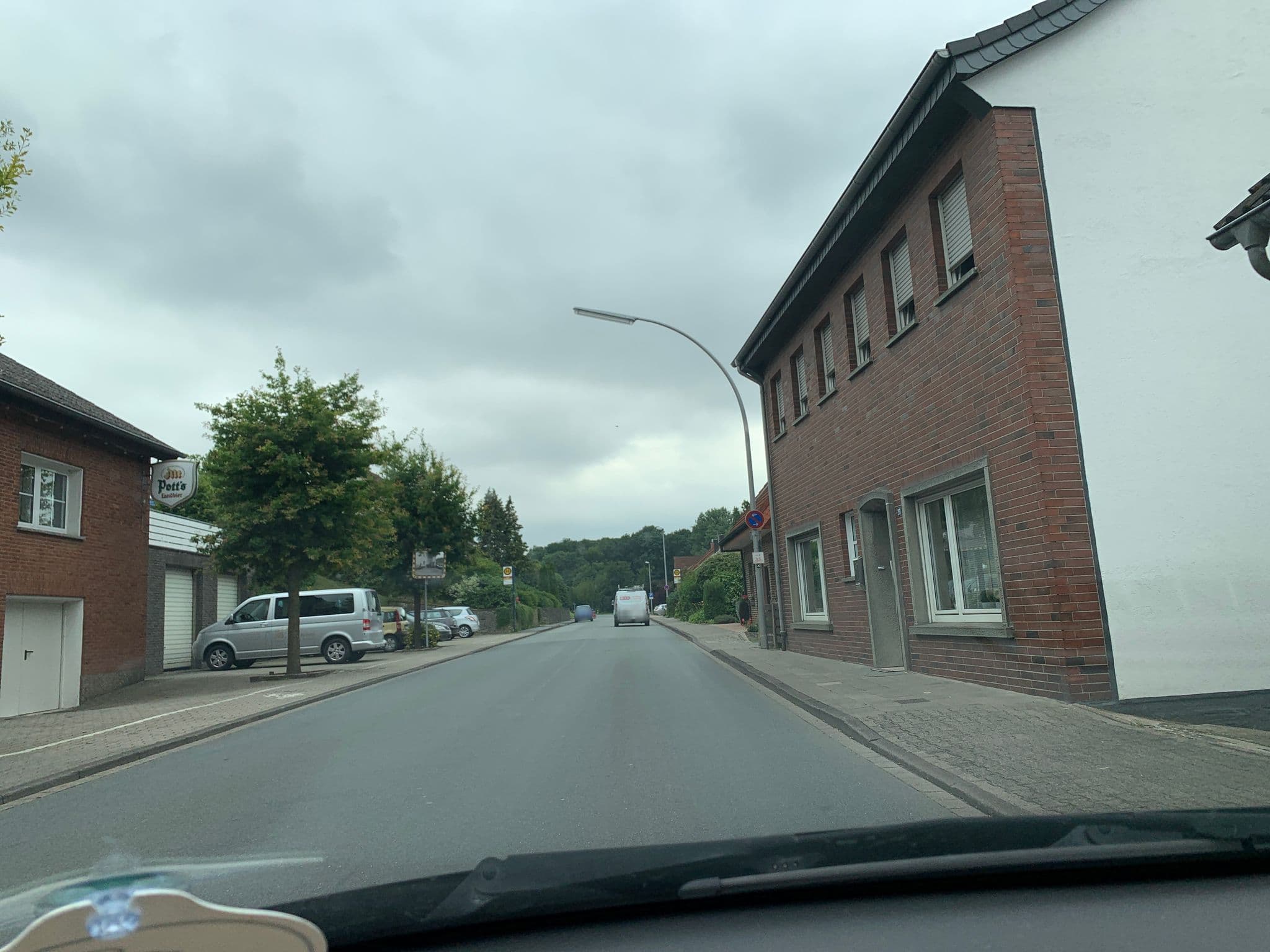 Street view near Hotel Kröger Inh. Benedikt Kröger, Ennigerloh — © deleted_user (CC BY-SA · Mapillary)