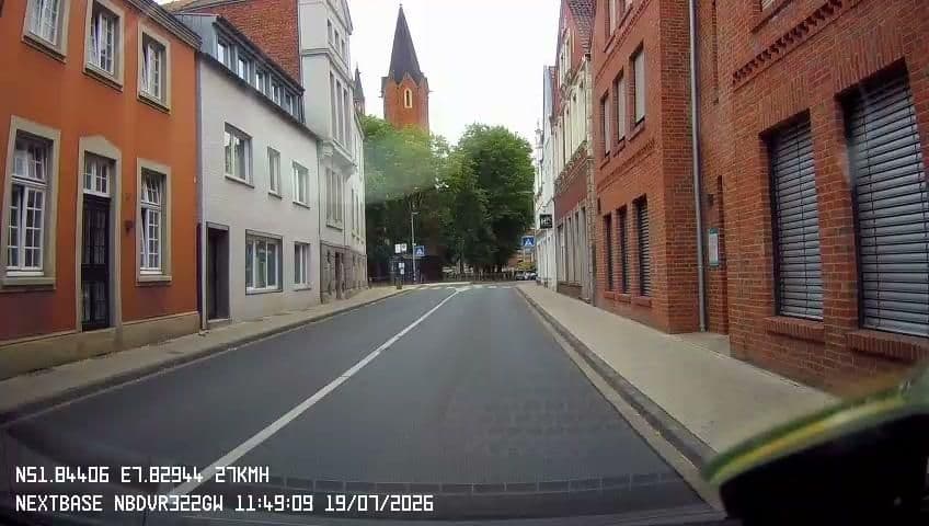 Street view near Amazing Historical Appartment, Sendenhorst — © derlipper (CC BY-SA · Mapillary)