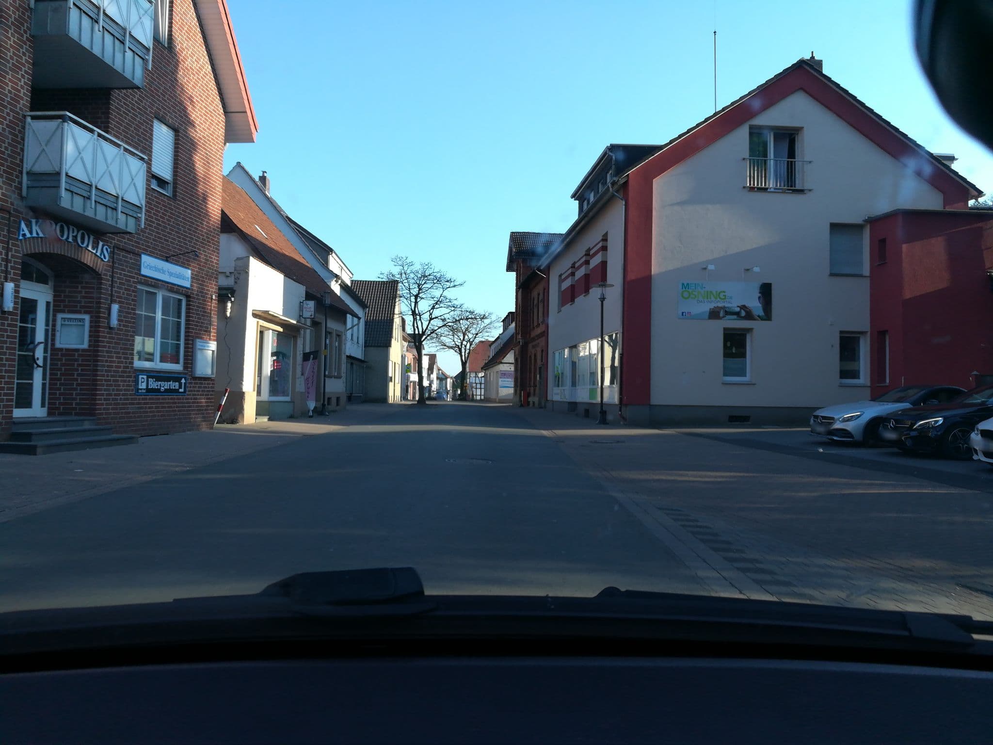 Street view near Hotel zur Post, Versmold — © thorstenh (CC BY-SA · Mapillary)