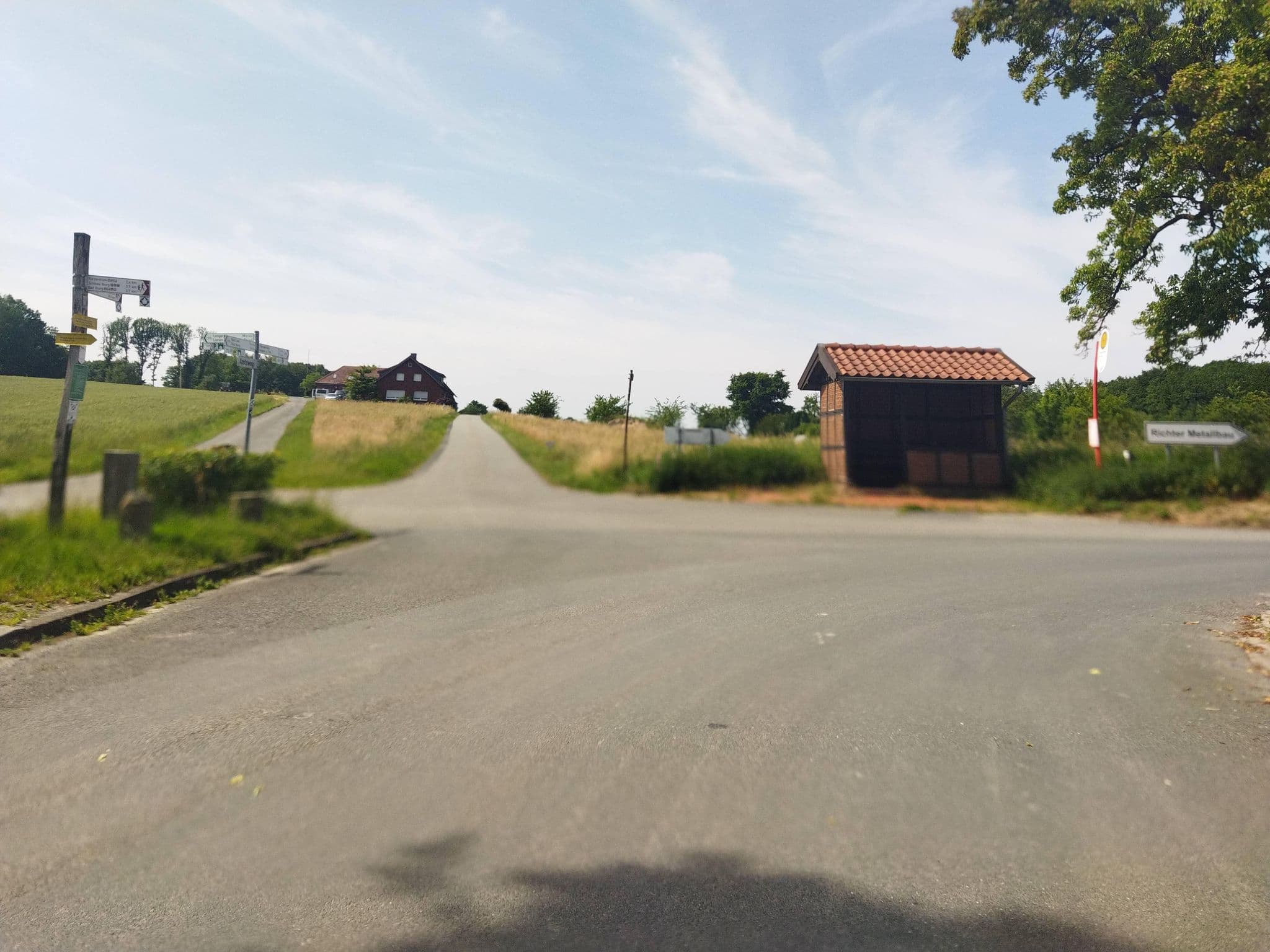 Street view near Zum Urberg Hotel Restaurant Cafe, Bad Iburg — © changchun1 (CC BY-SA · Mapillary)