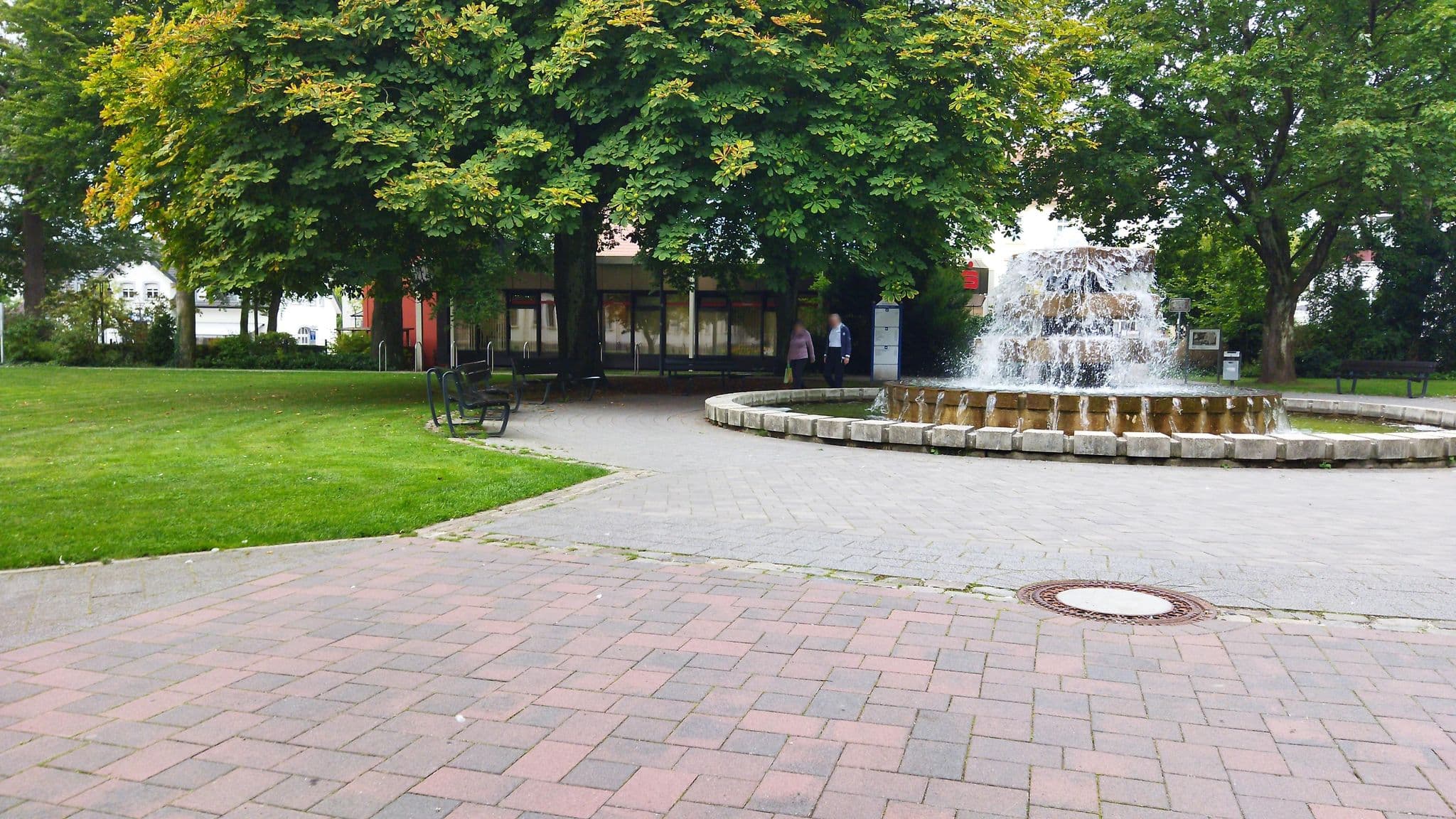 Street view near Gästehaus an der Therme, Bad Rothenfelde — © changchun1 (CC BY-SA · Mapillary)