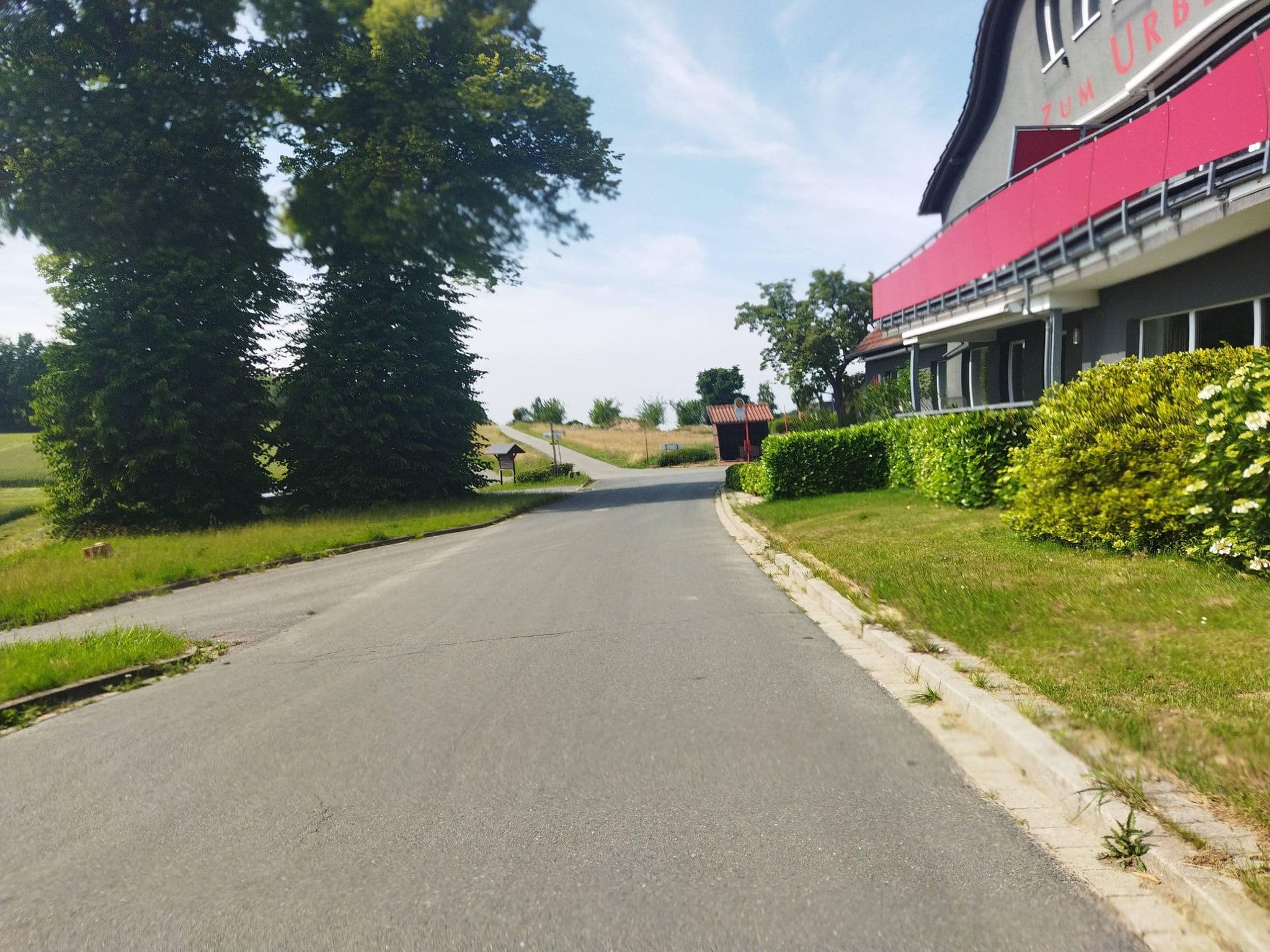 Street view near Zum Urberg Ferienwohnungen und Boardinghouses, Bad Iburg — © changchun1 (CC BY-SA · Mapillary)