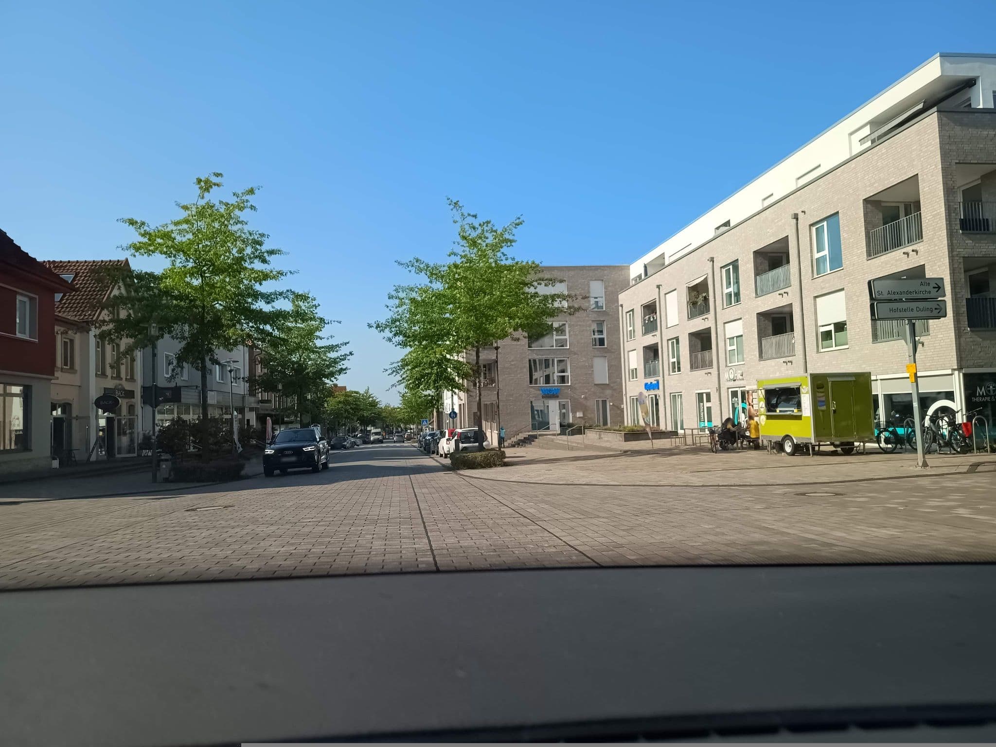 Street view near Tagungshotel Toewerland, Wallenhorst — © zuse (CC BY-SA · Mapillary)