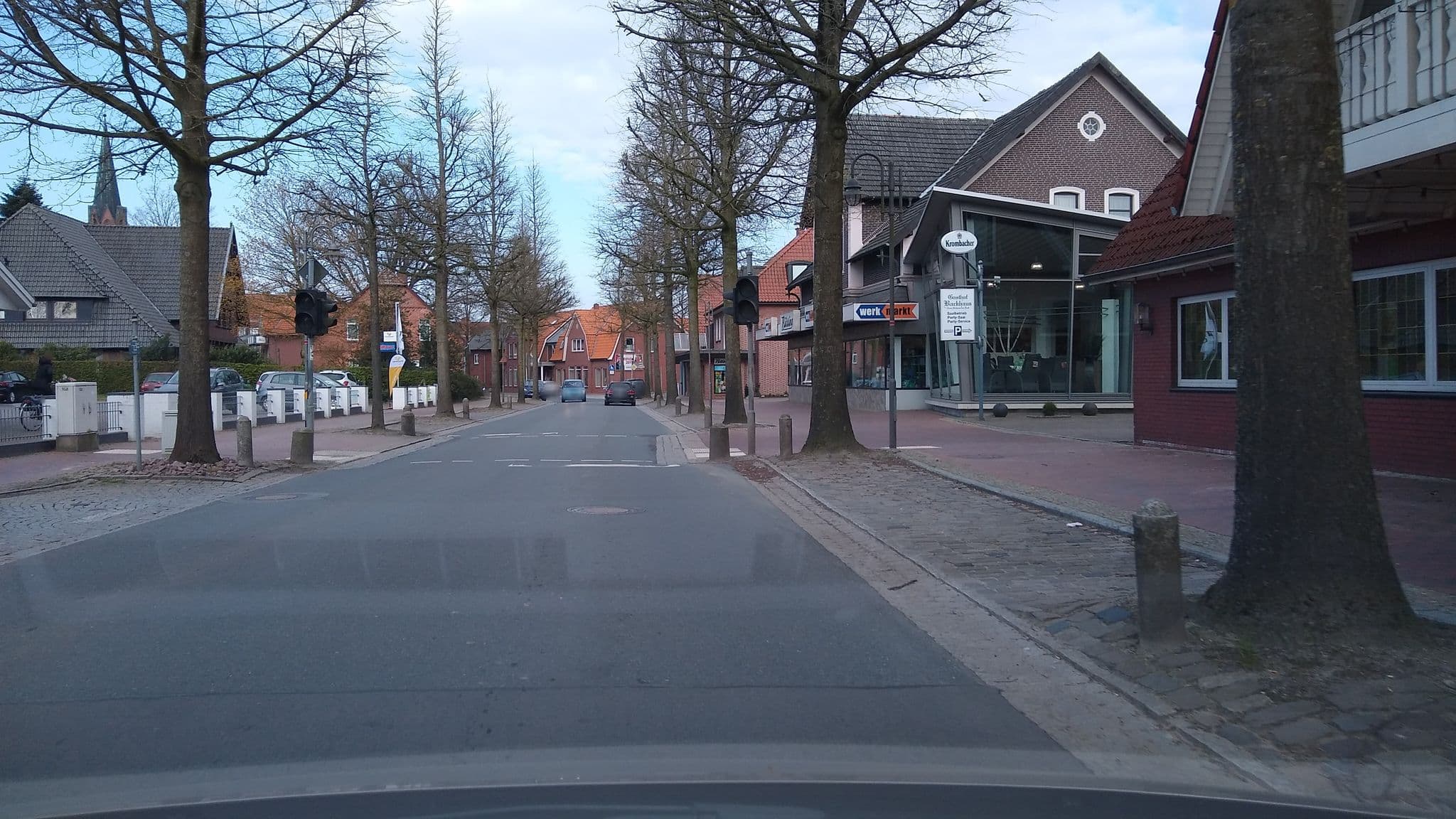 Street view near Zum Schwarzen Roß Josef Backhaus, Emstek — © lumbar (CC BY-SA · Mapillary)