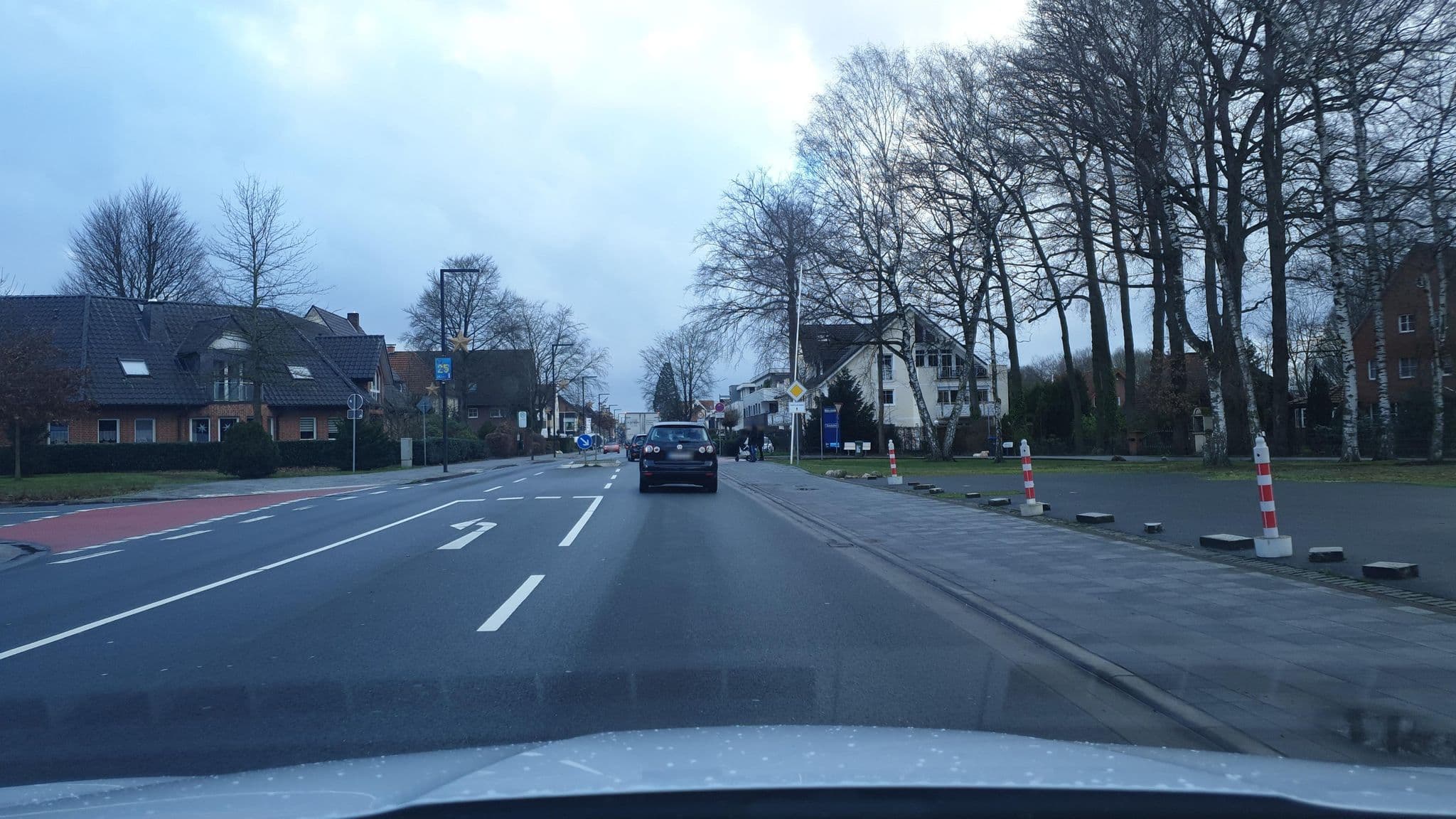 Street view near Hotel Jägerhof, Verl — © Schmarvis (CC BY-SA · Mapillary)