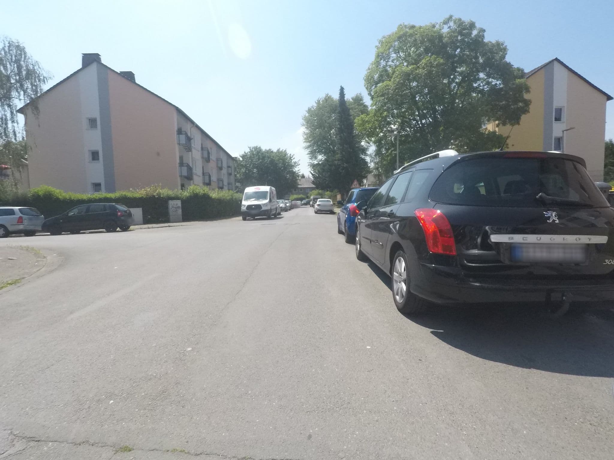 Street view near Crovillas GmbH, Bielefeld — © mapiman (CC BY-SA · Mapillary)