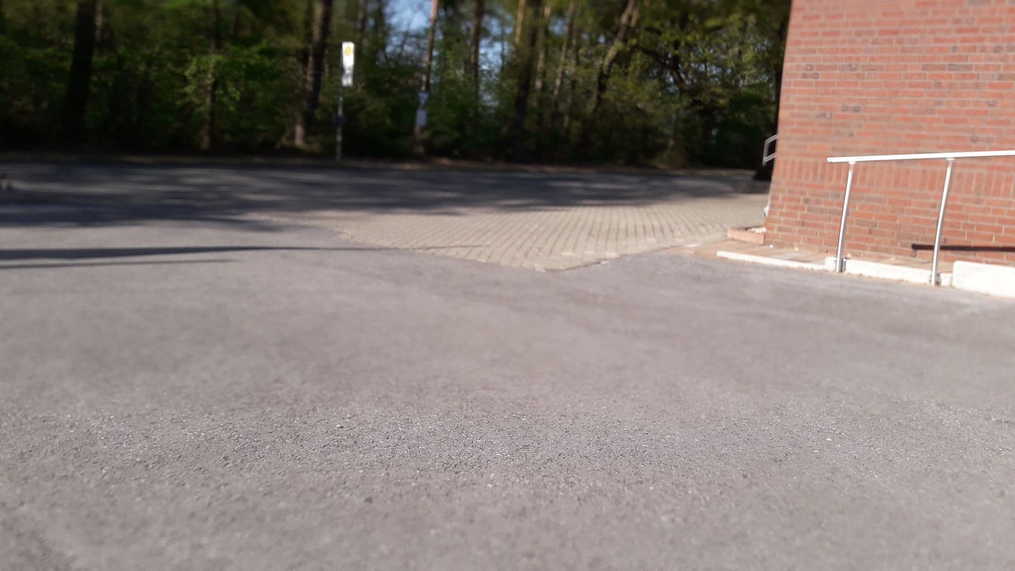 Street view near Landhaus Jägerkrug, Paderborn — © bielebog (CC BY-SA · Mapillary)