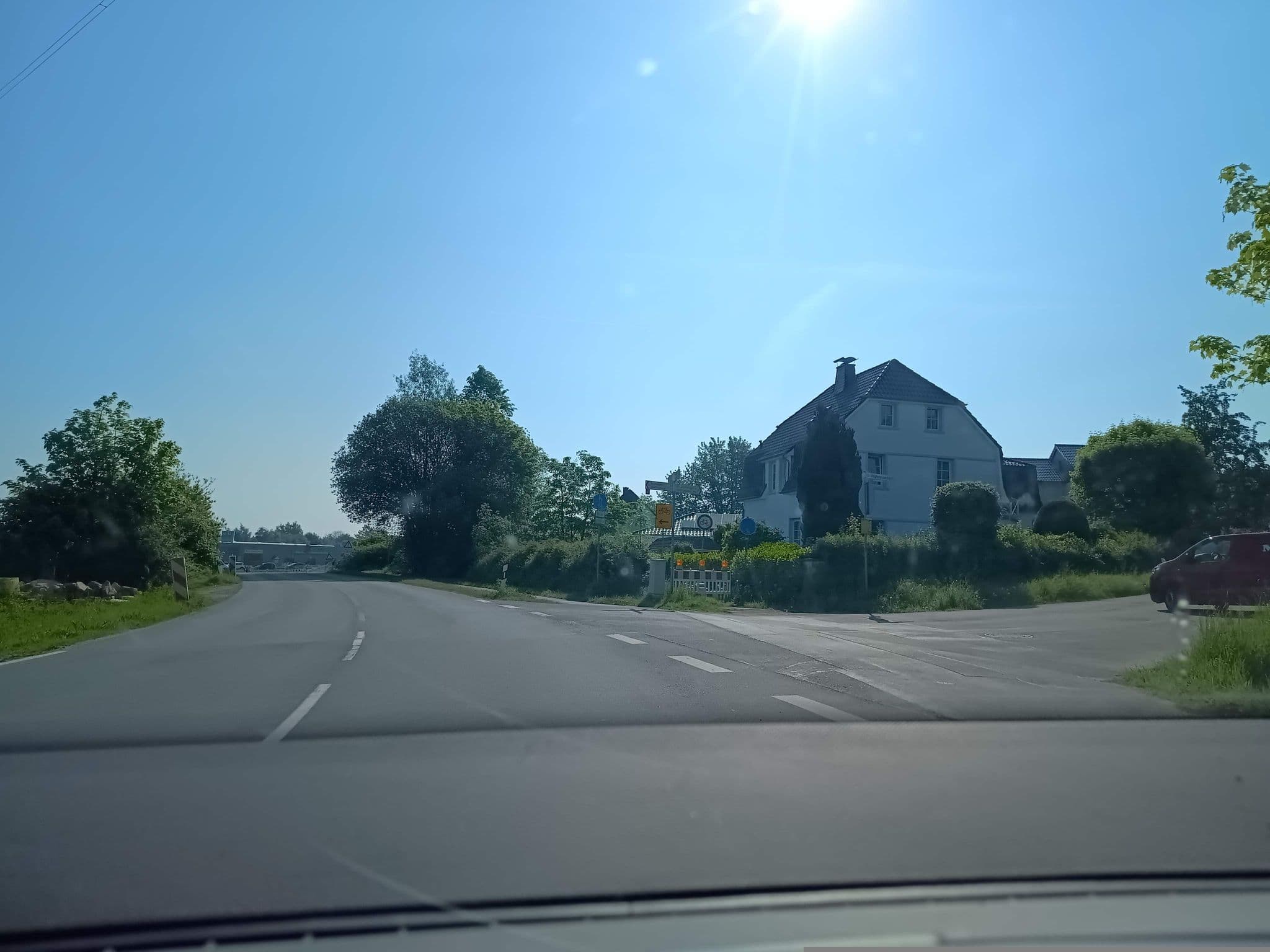 Street view near Alexander Der Grosse, Oerlinghausen — © zuse (CC BY-SA · Mapillary)