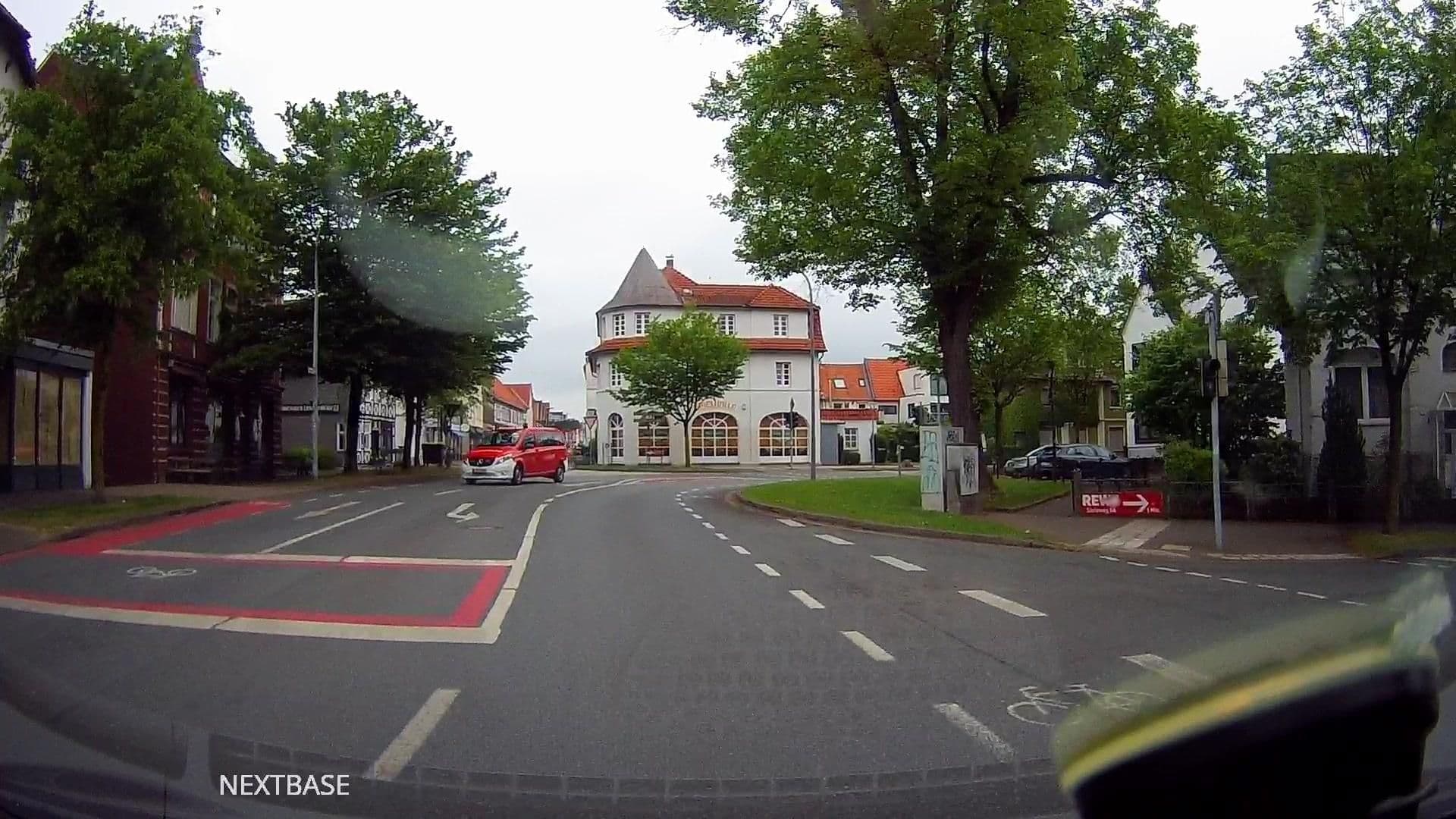 Street view near Margarete Janski, Lemgo — © derlipper (CC BY-SA · Mapillary)