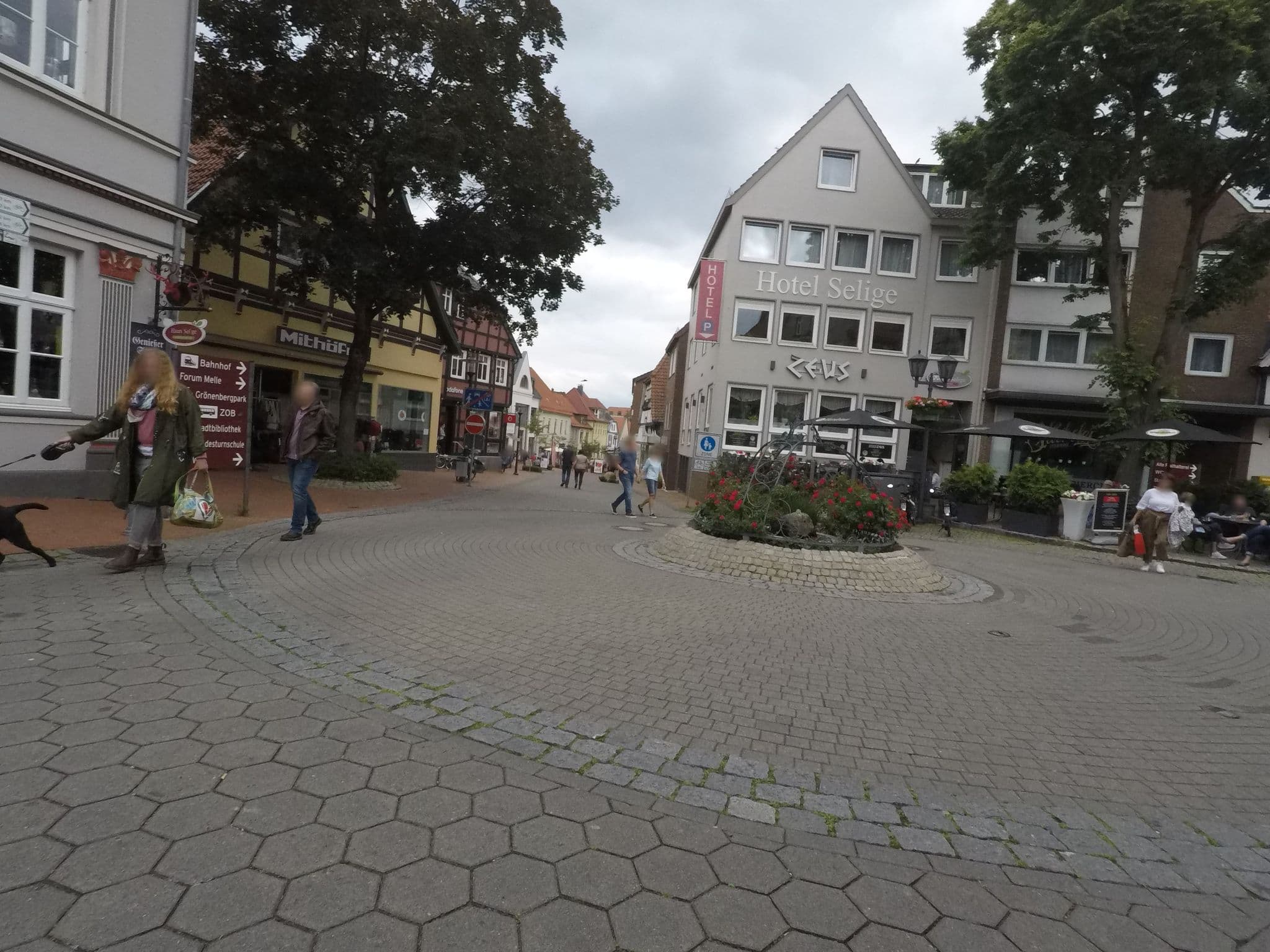 Street view near Hotel Selige am Markt, Melle — © mapiman (CC BY-SA · Mapillary)