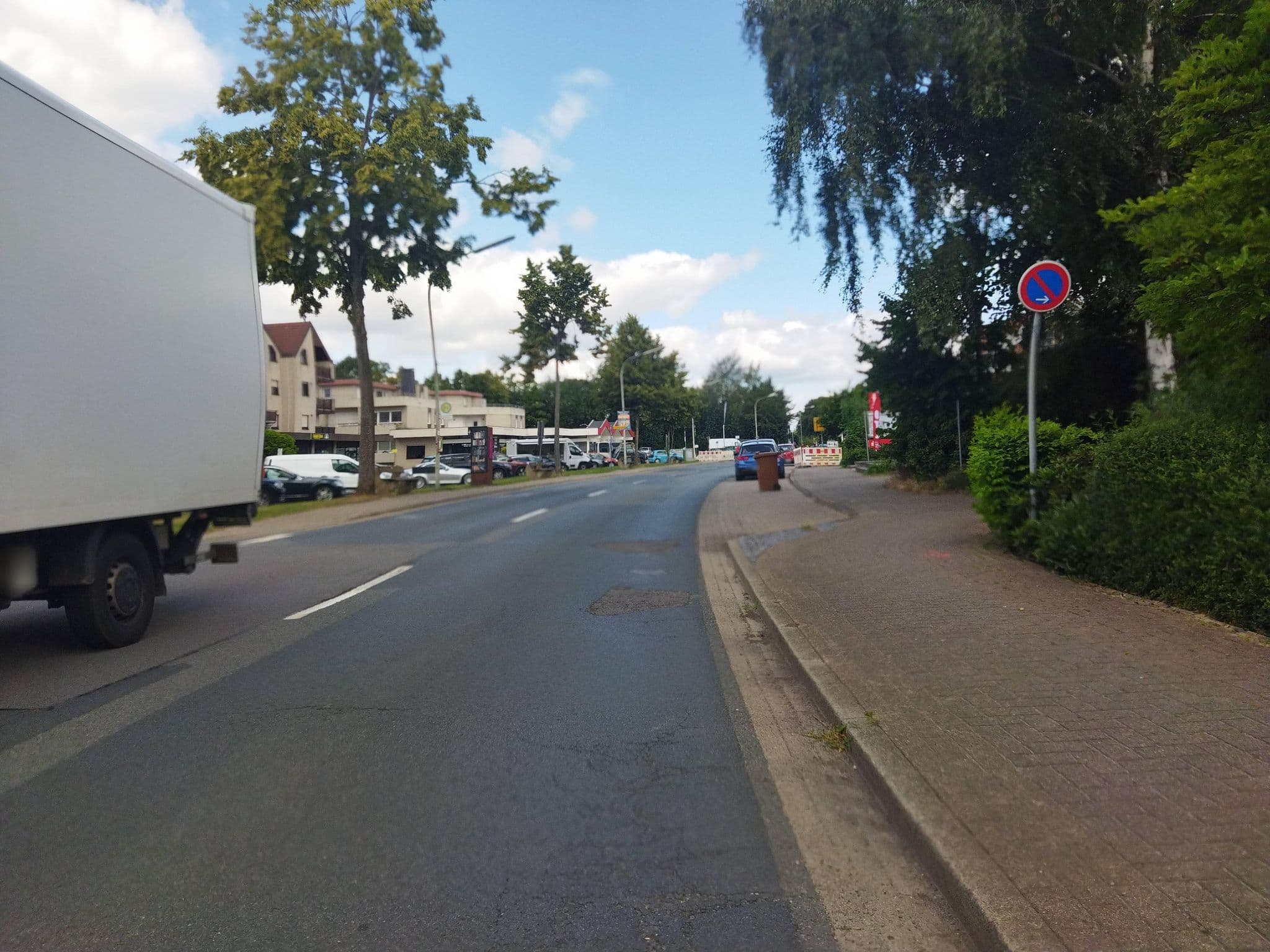 Street view near Hotel Seeschlösschen, Lemförde — © changchun1 (CC BY-SA · Mapillary)