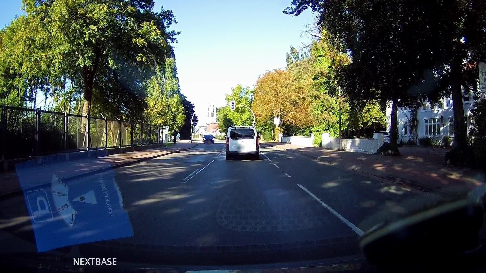 Street view near Hotel Grothehof, Minden — © derlipper (CC BY-SA · Mapillary)