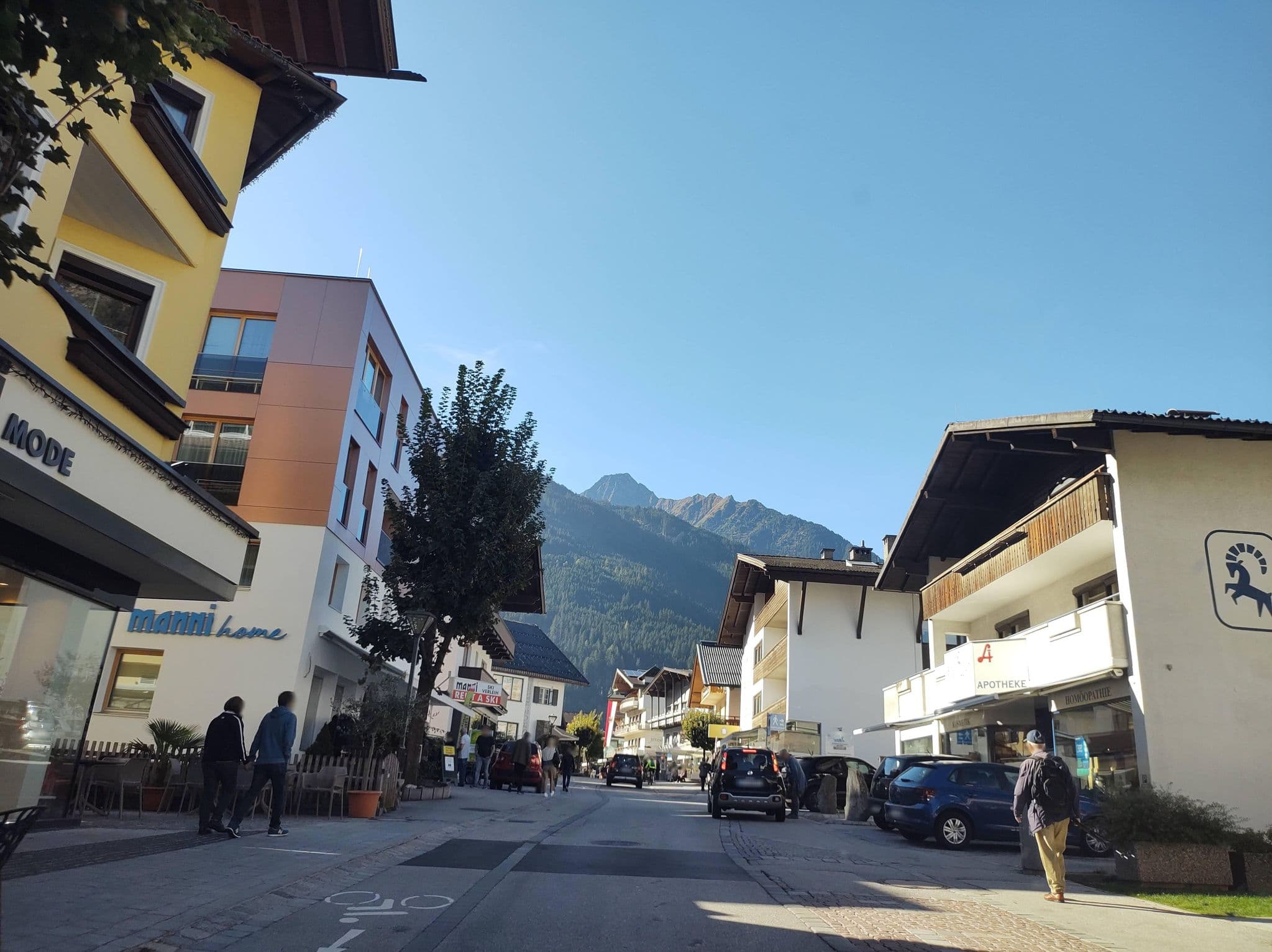 Street view near Sporthotel Manni, Mayrhofen — © thetornado76 (CC BY-SA · Mapillary)